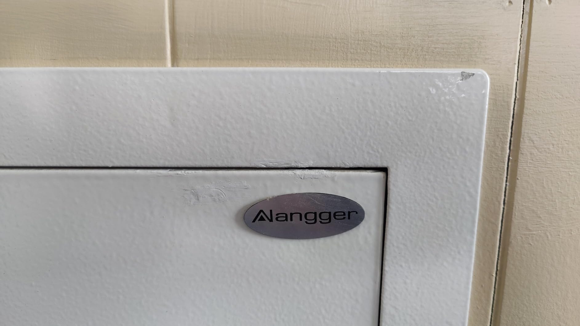 Langger Biometric Wall Safe Between Studs, Hidden Fingerprint In‑wall Safe customer photo 1