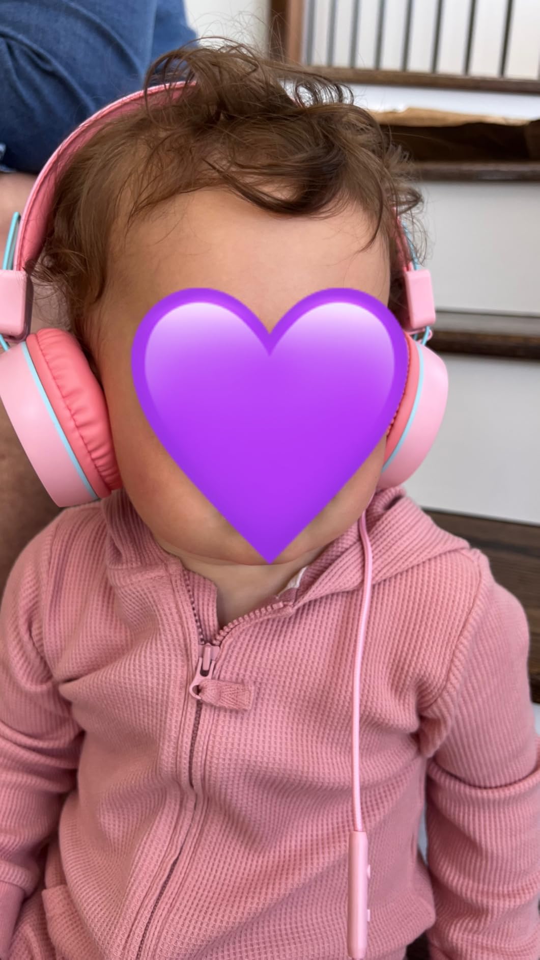 New Bee Kids Headphones Wired for School with Mic, Safe Volume Limited customer photo 1