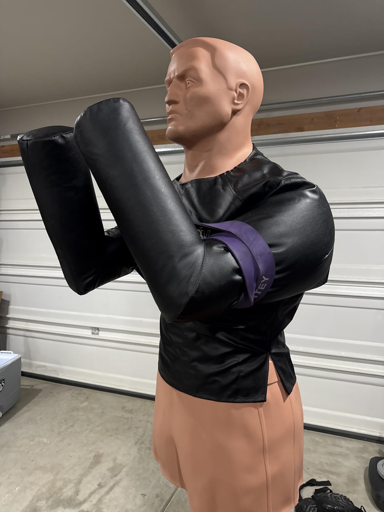 BOB XL Body Bag & Base Unit | Standing Punching Dummy | Boxing Training Equipment | Punching Bag Stand Adult | Freestanding Kickboxing and MMA Trainer | Head & Torso Mannequin customer photo 1