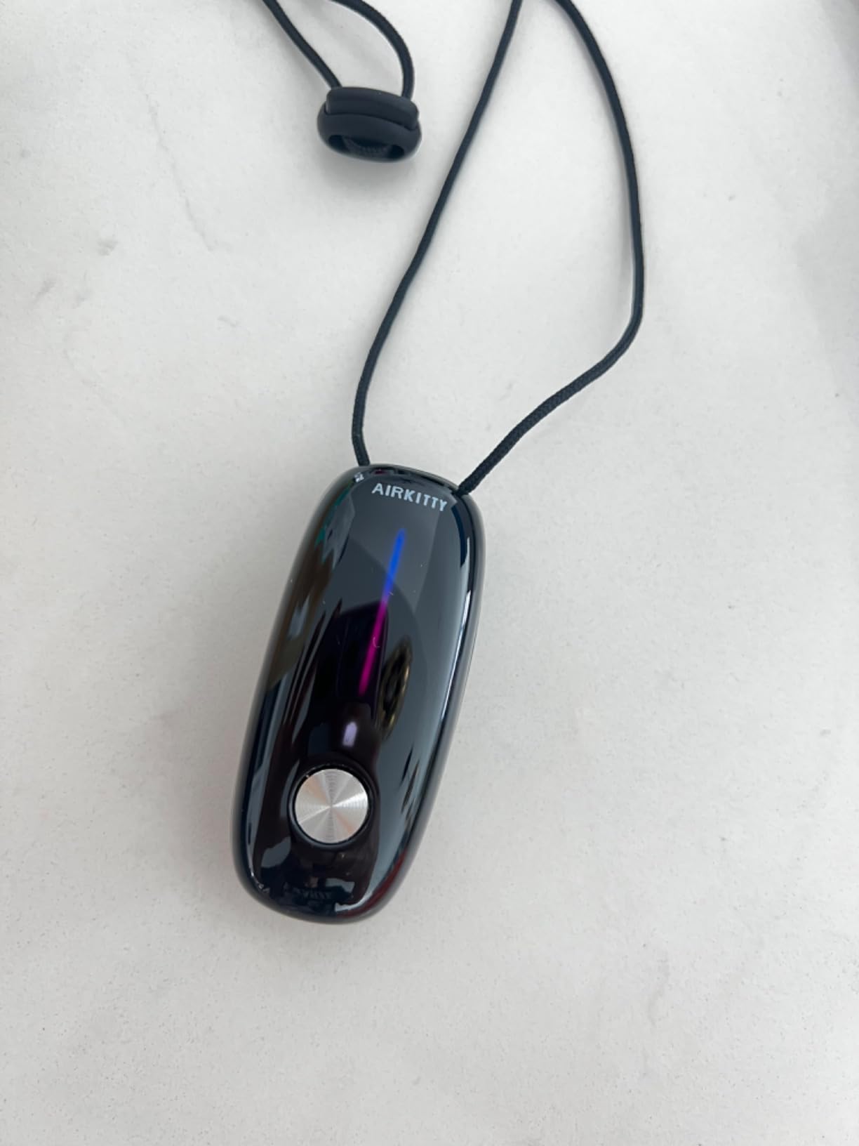 Portable Air Purifier, Timeage Personal Air Purifier Necklace, Wearable Mini Air Ionizer Eliminates Pollen, Smoke, Dust for Outdoor, Travel (Black) customer photo 2