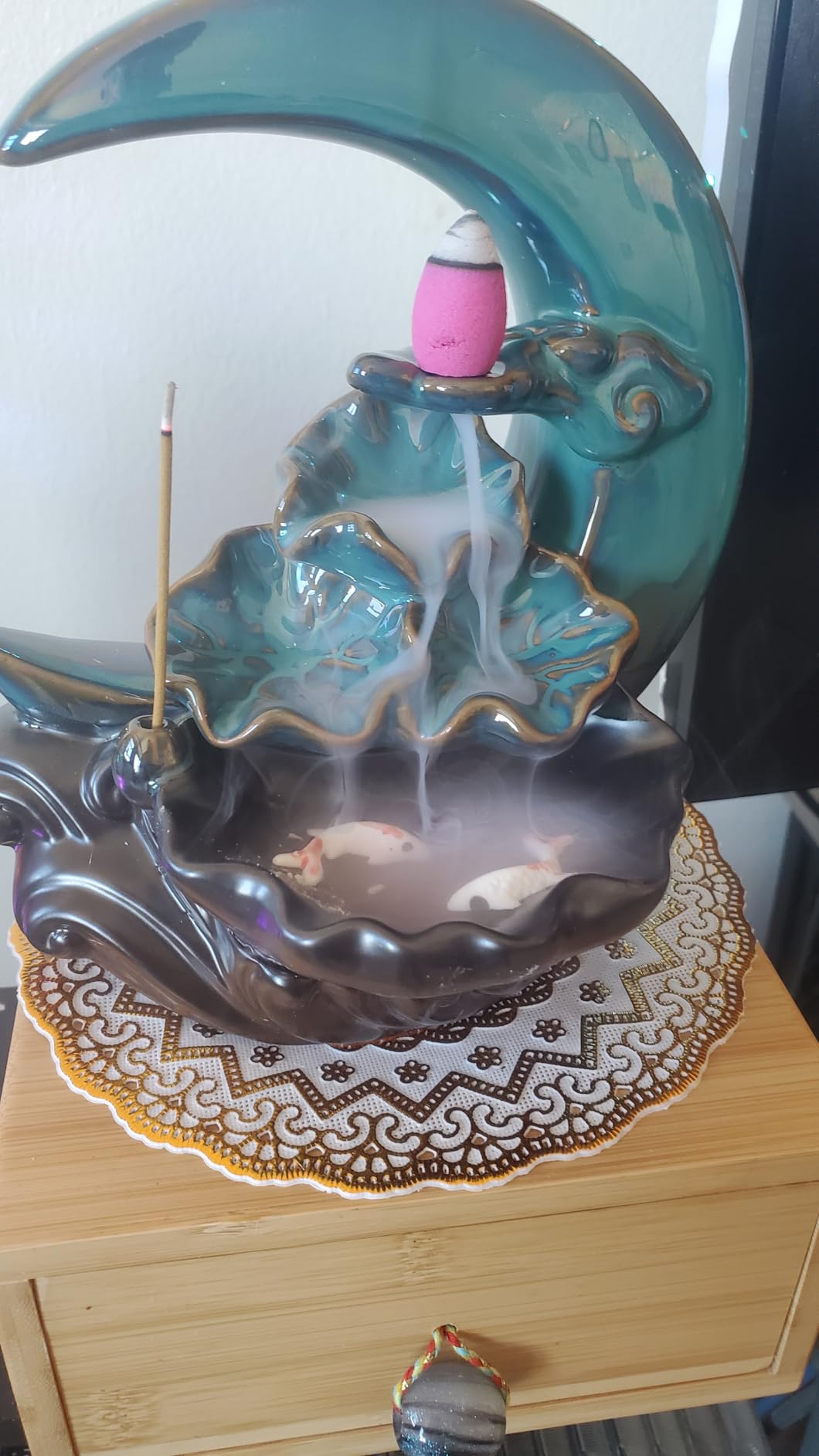 New Moon Backflow Incense Holder, Ceramic Hand-Made Incense Fountain Burner with 100 Backflow Incense Cones, Fragrance Incense Stick, Mat, Aromatherapy Home Decoration customer photo 1