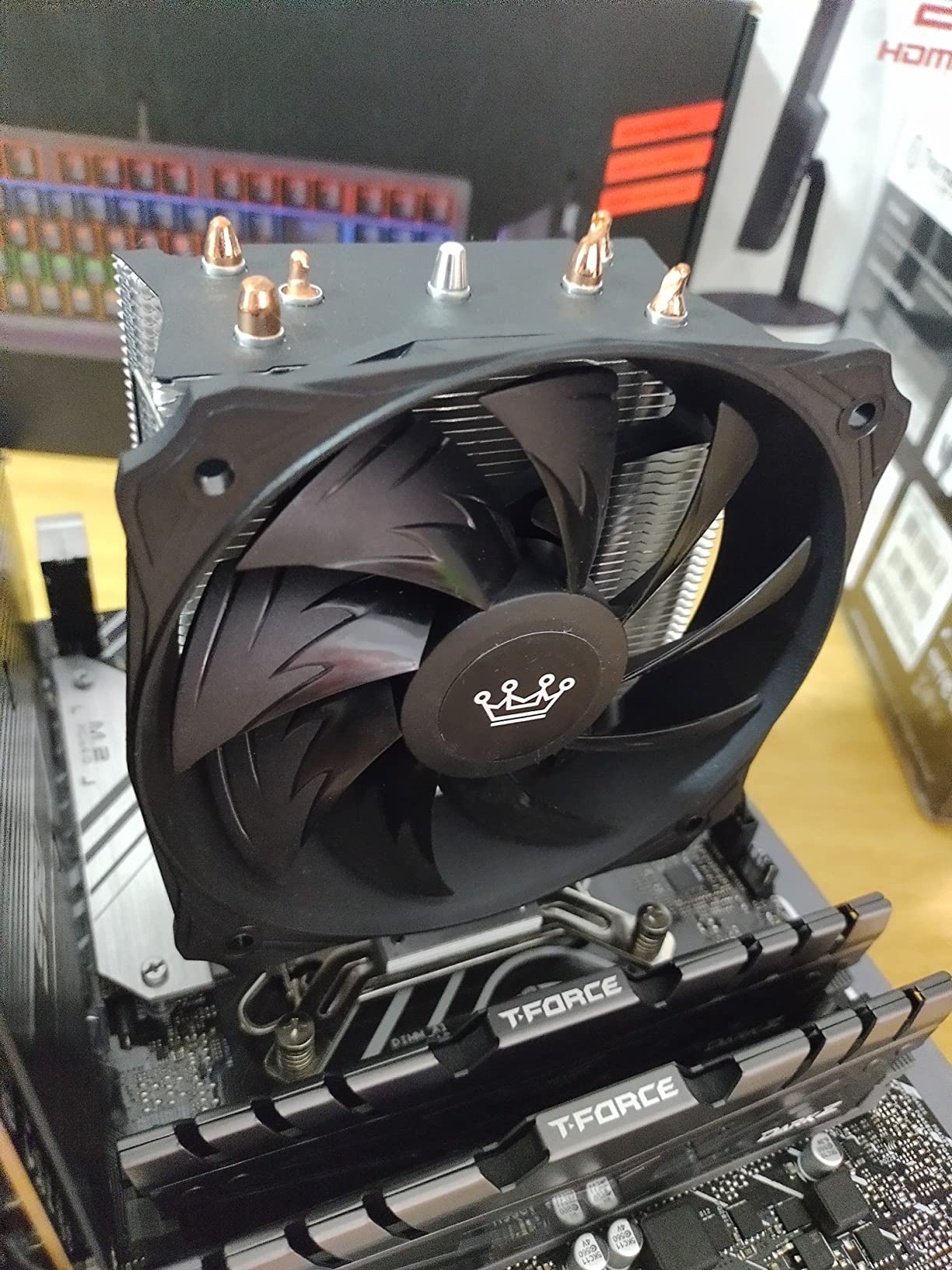 Core i5-12400 Desktop Processor 18M Cache, up to 4.40 GHz customer photo 2