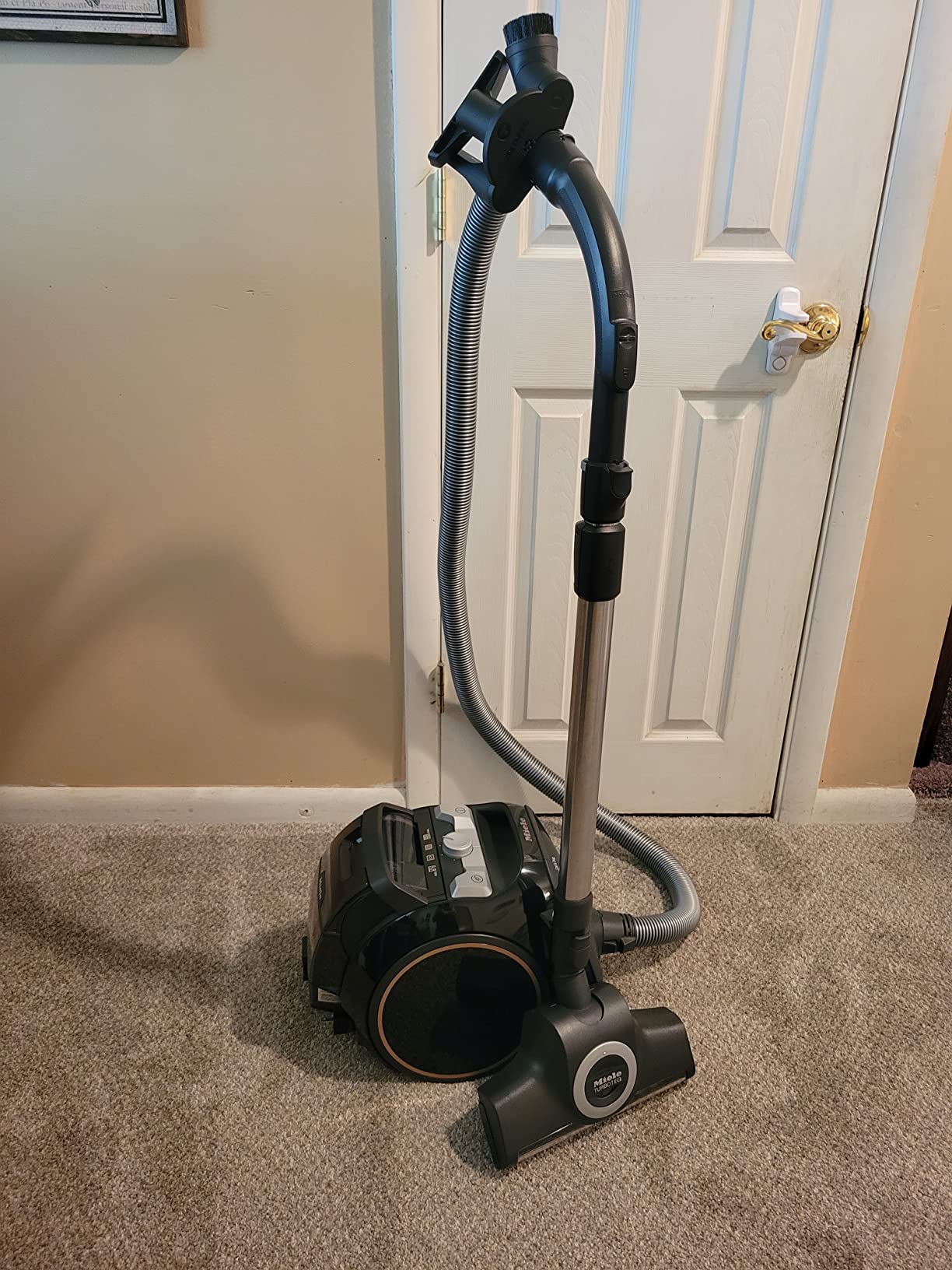 Miele Boost CX1 Cat & Dog Bagless Canister Vacuum for Hard Floors & Low-Med Carpet customer photo 2