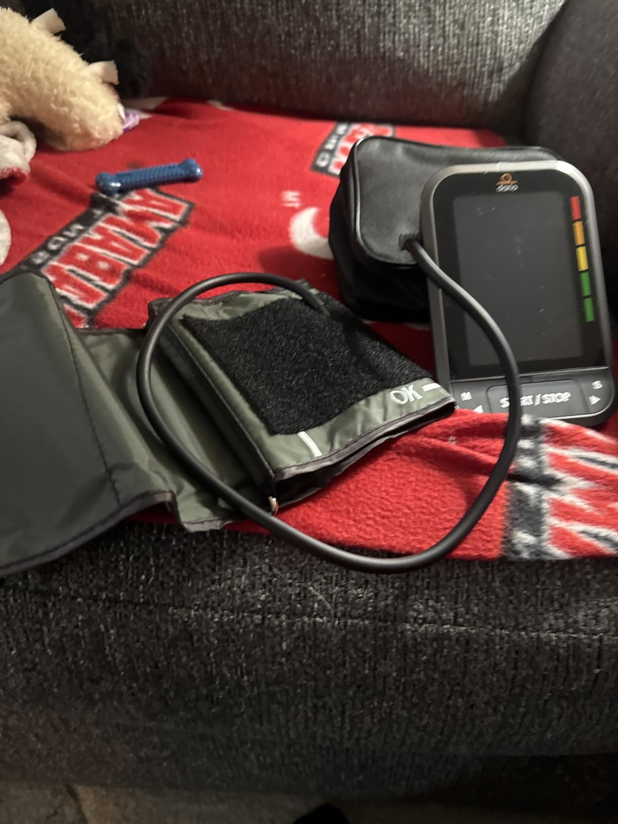 Dario Gen-2 Blood Pressure Monitor for Home Use | Smart App & Carry Case customer photo 1