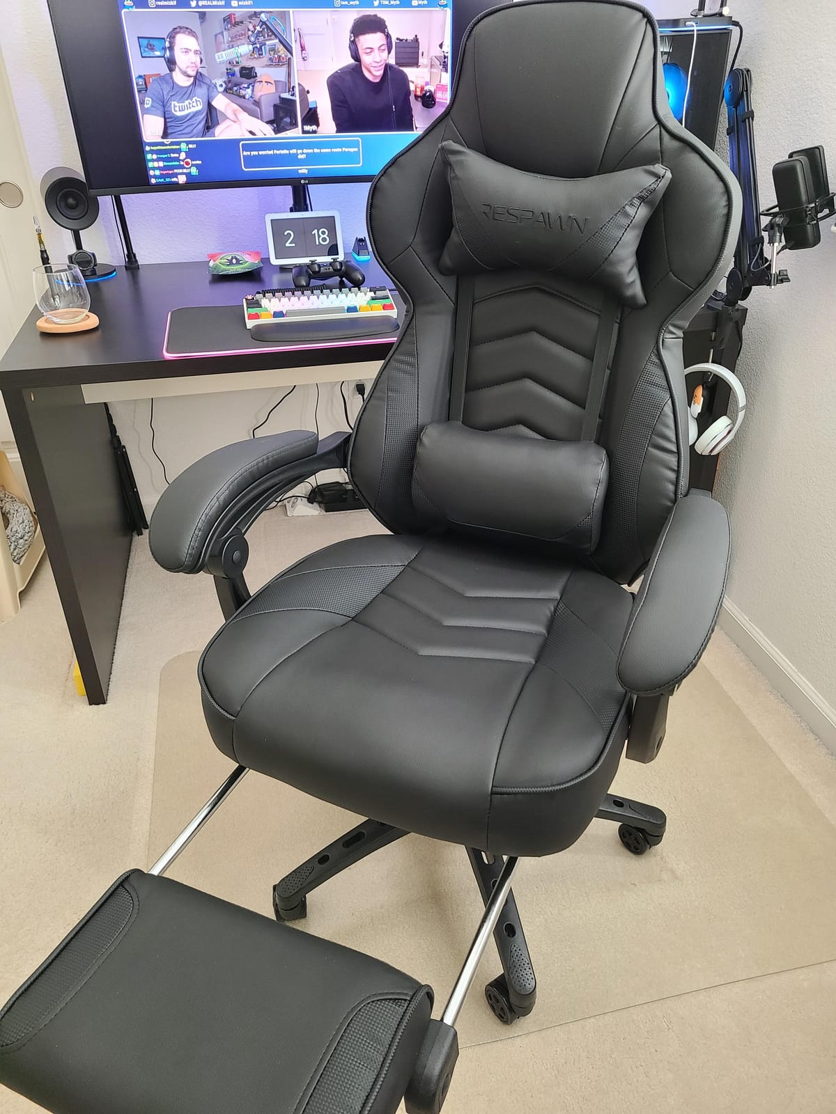 Respawn FLEXX Ergonomic Mesh Office Chair, Adjustable Seat & Arms | Breathable mesh chair with adjustable headrest, adjustable arms, seat slide & synchro-tilt for all-day work or gaming. customer photo 2