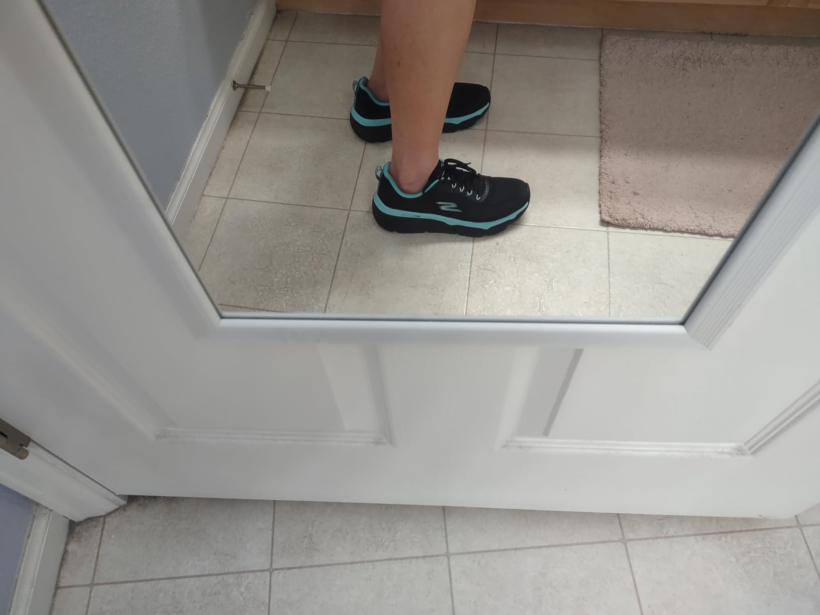 Skechers Women's Max Cushioning Elite Shoes customer photo 1