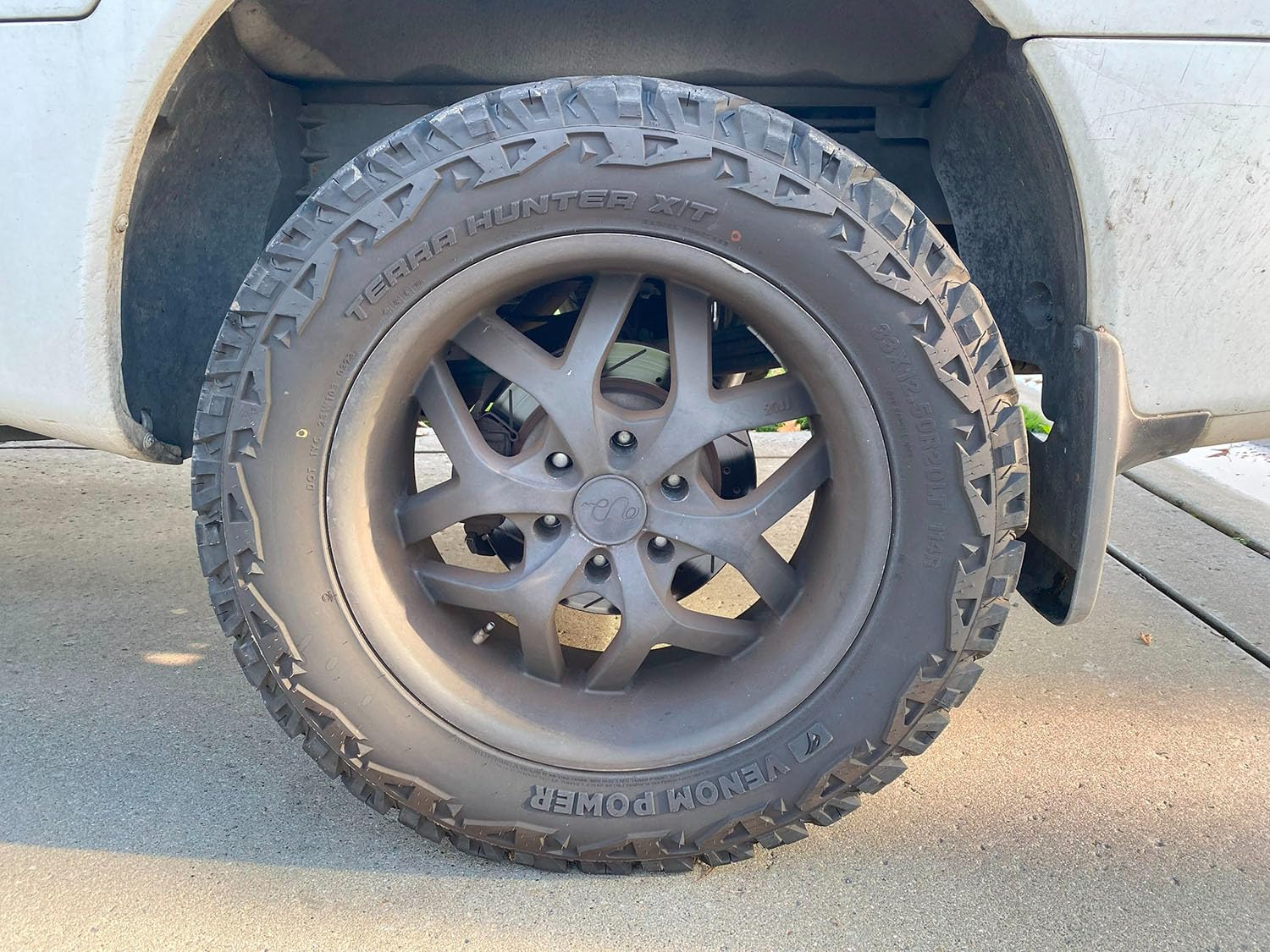 Venom Power Terra Hunter X/T LT35X10.50R17 Extreme Terrain E (10 Ply) Tire customer photo 2