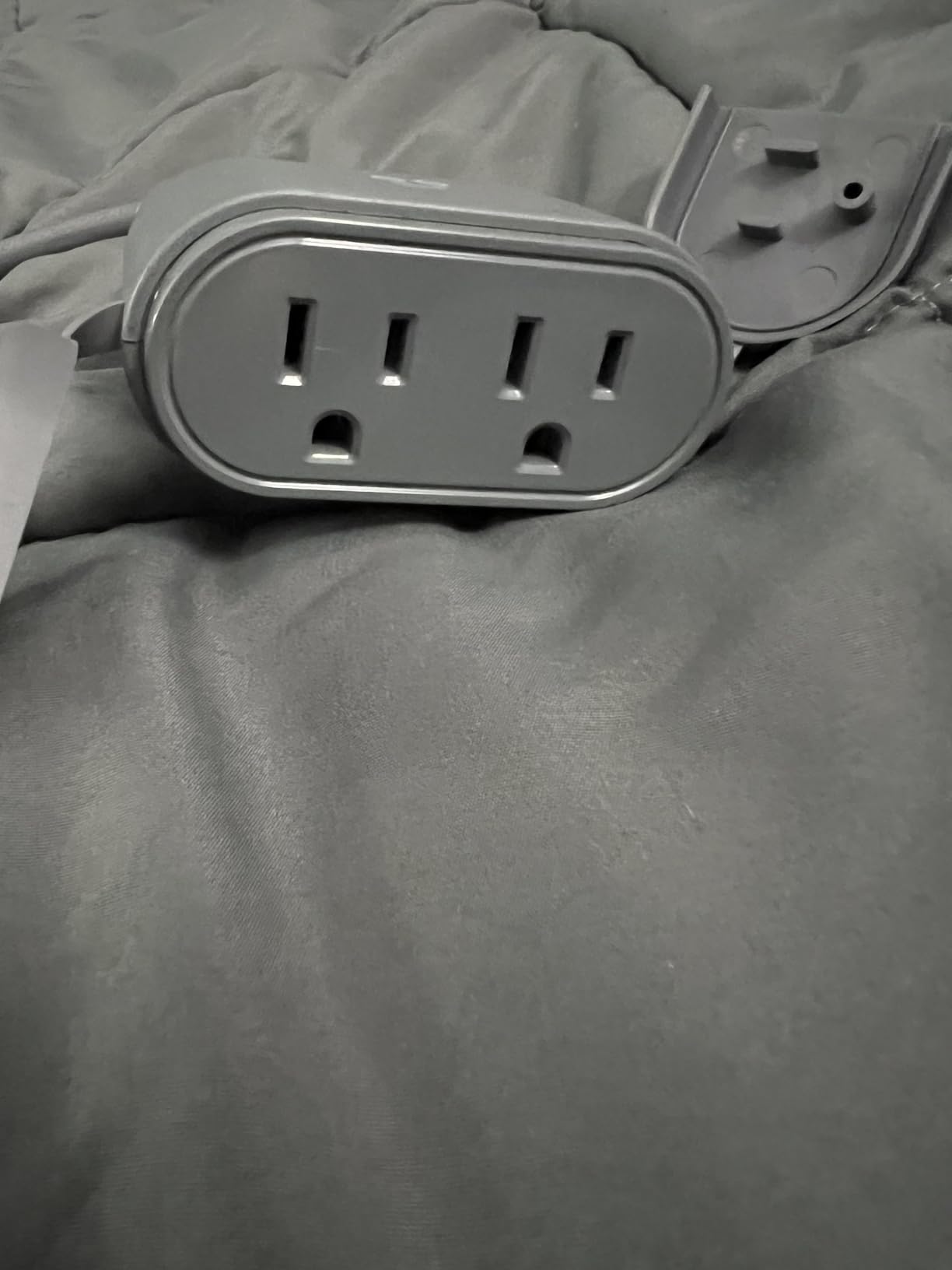 Geeni Outdoor Duo Wi-Fi Smart Plug | 2 Weatherproof Outlets, Compatible with Alexa & Google Assistant | Wireless Remote Control & Timer for Holiday Lights, Appliances, and More, 2-Pack customer photo 1