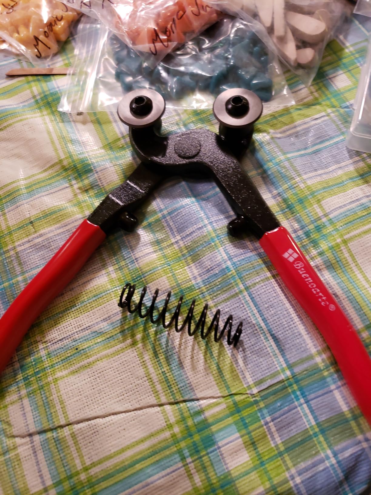 Glass Tile Nippers - Heavy Duty Wheeled Glass Mosaic Nipper & Hd Ceramic Tile Nipper, Tile Cutter Pliers Soft-grip Handle - Shapping Plier, Nipper Cutting Tools (7 Inch Wheeled Glass Mosaic Nipper) customer photo 1