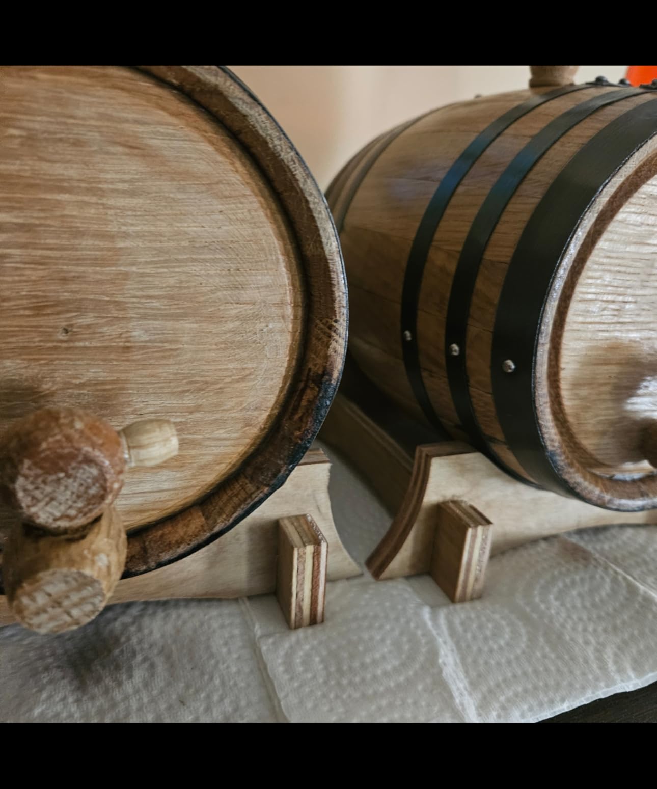 5 Gallon (20 Liter) Charred American Oak Aging Barrel with Stand & Spigot | Wooden Whiskey, Bourbon & Wine Barrel Dispenser Cask, Home Brewing & Distilling Equipment Kit with Bung for Spirits Aging customer photo 1