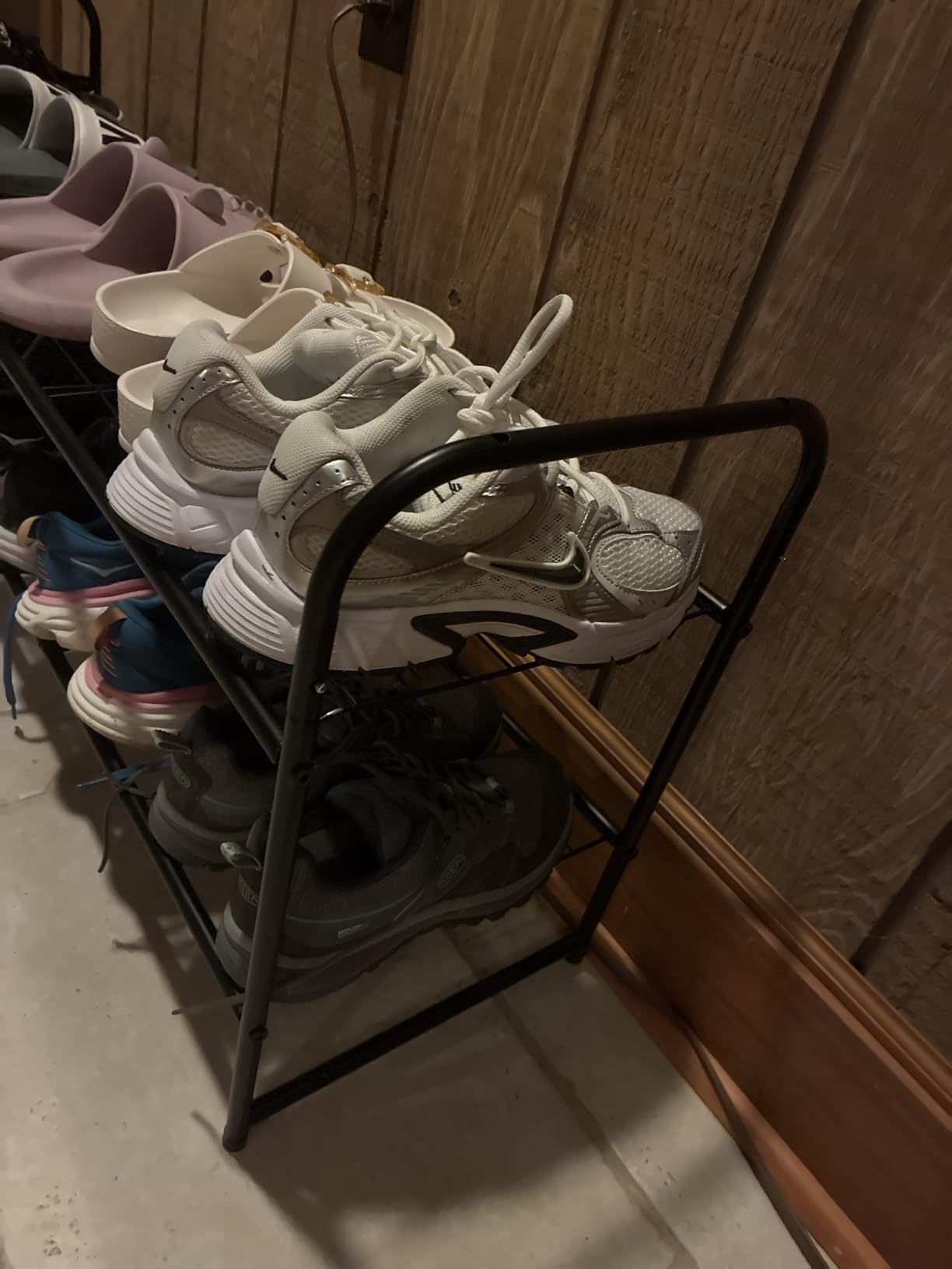 AOODA Long 2 Tier Shoe Rack for Closet Metal Wide Stackable Shoe Storage Organizer for Entryway, Bedroom, Floor, 18-Pairs Low Shoe Shelf, Black customer photo 2