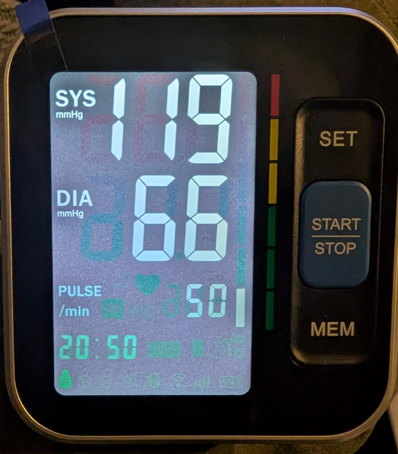 Blood Pressure Monitors for Home Use Upper Arm, Accurate Cuff 8.7”-15.7” Monitor with Large Backlight Display 2 Users 240 Sets Memory & HR Detection, Digital BP Machine with Carrying Case customer photo 1