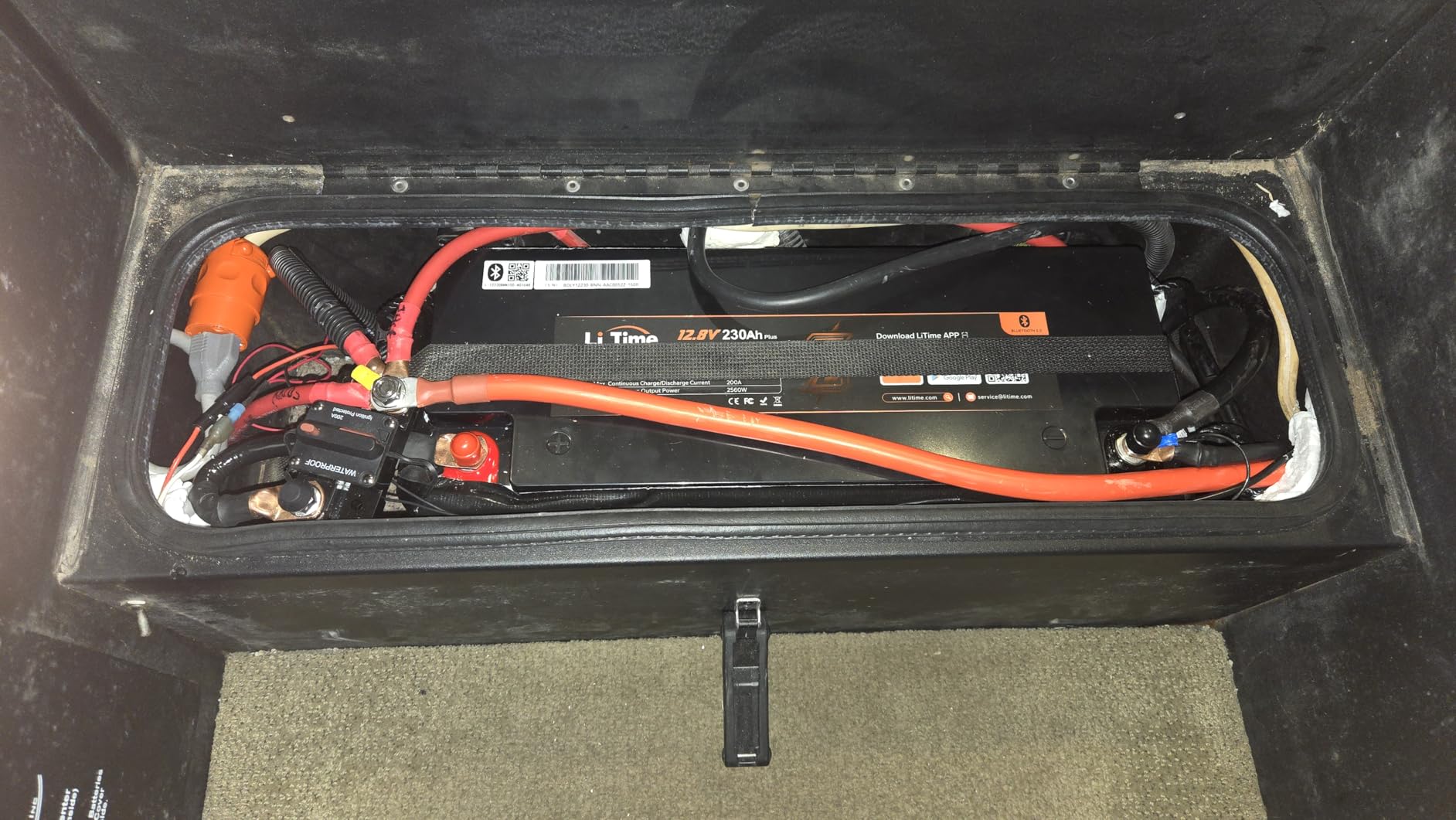 Litime 12V 100Ah LiFePO4 Battery, Group 31 Lithium Batteries for RV, Marine customer photo 1