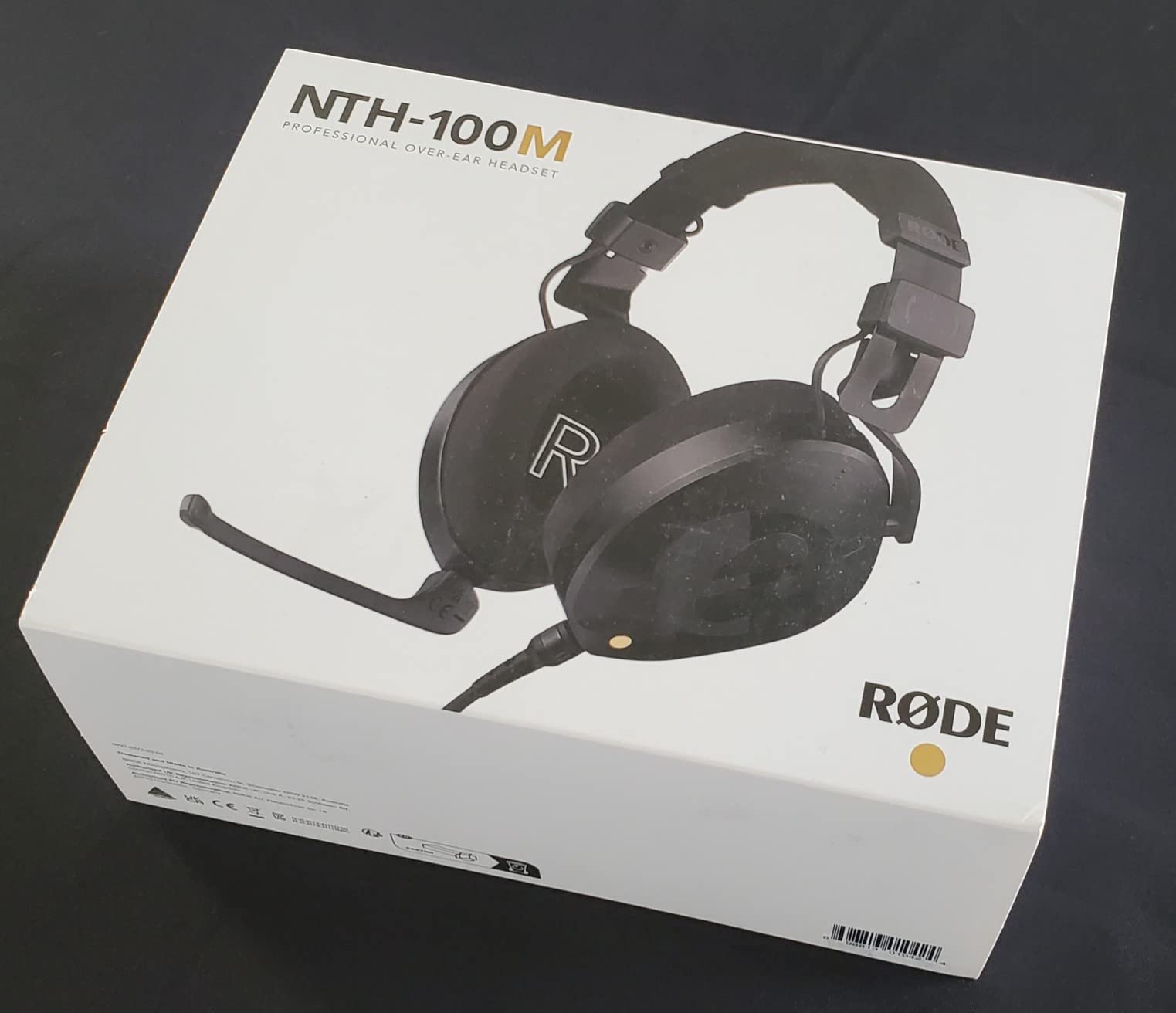 RODE NTH-100M Professional Over-ear Headset for Media, Broadcast, Podcasting, Content Creation, Streaming, Working From Home, Black customer photo 1