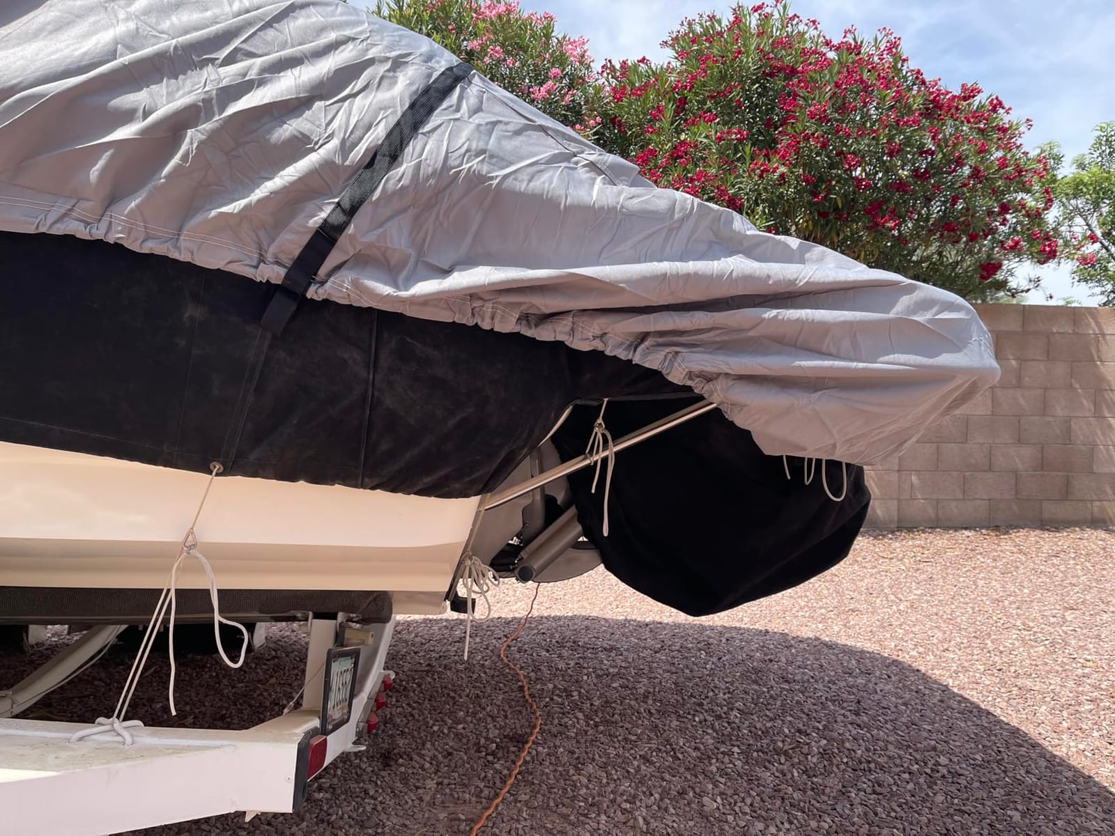 RVMasking Waterproof Boat Cover, 1600D Heavy-Duty Fabric, 17-19ft, Gray | Ultra-Thick Polyester Canvas, Trailerable, UV & Tear-Resistant, Air Vents, 11 Straps, Storage Bag customer photo 1
