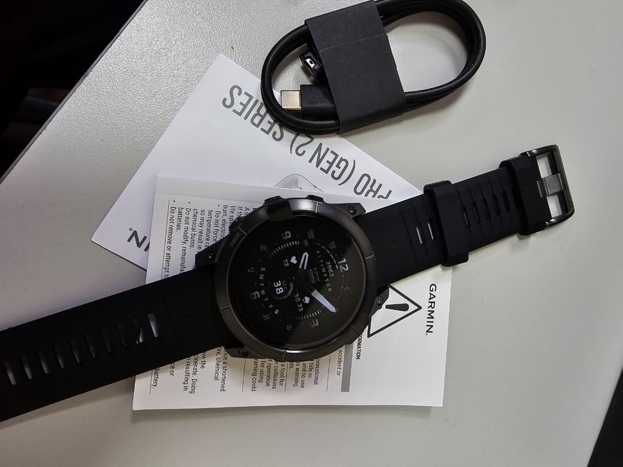 Garmin epix Pro (Gen 2) Sapphire, High Performance Smartwatch, 47mm, Black | Premium Multisport GPS Smartwatch, AMOLED Display, Built-In Flashlight, Advanced Training Metrics & Recovery Insights customer photo 1