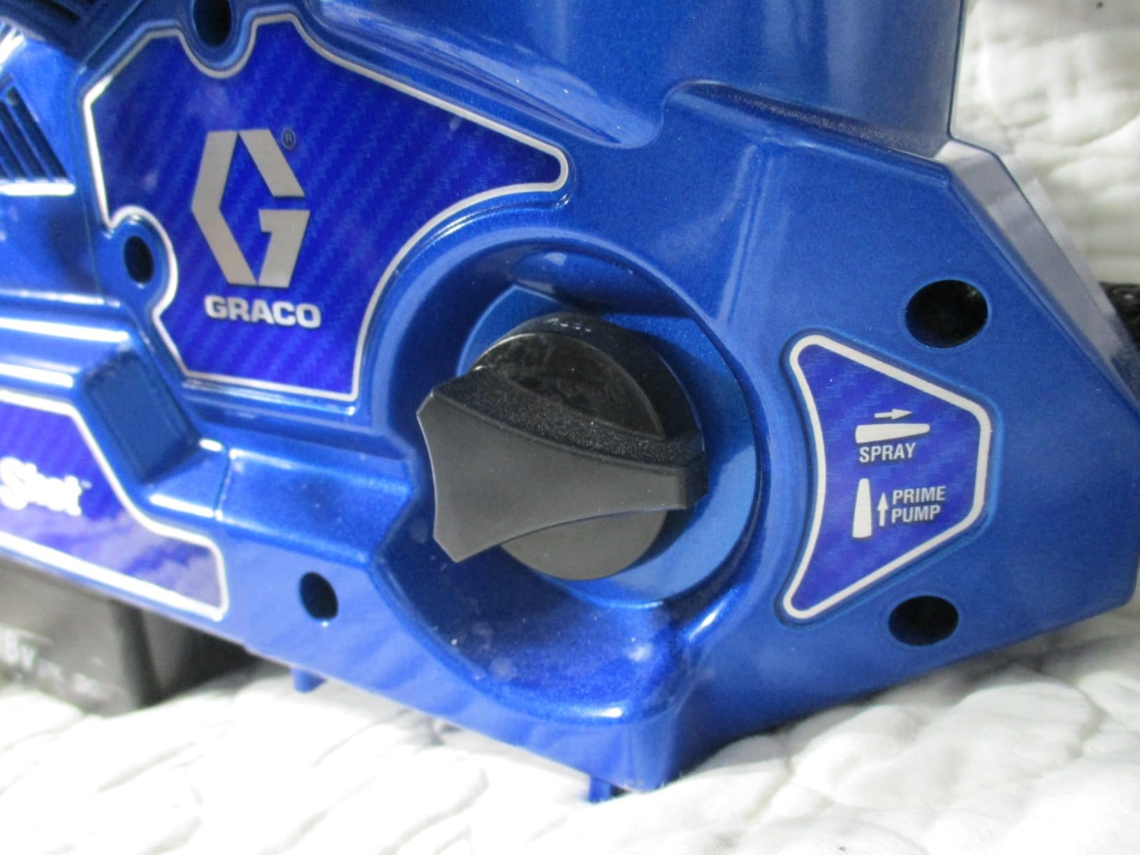 Graco Ultra QuickShot Sprayer 20B473 customer photo 1