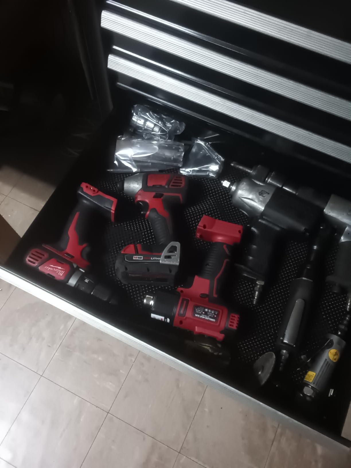 Heat Gun Compatible with Milwaukee 18V Battery (Tool Only) customer photo 1