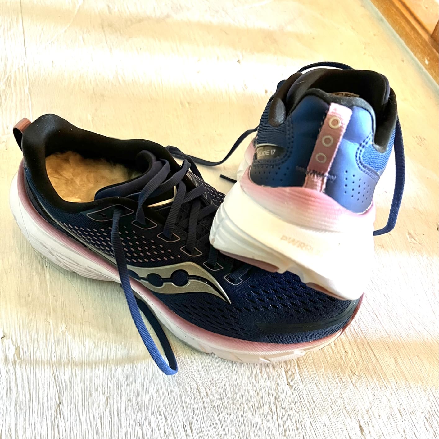 Saucony Women's Guide 17 Running Sneakers customer photo 1