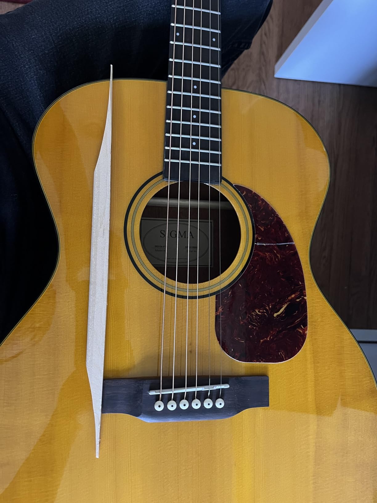 SIGMA 41” Acoustic Guitar, Dreadnought, 4/4 Full-Size, with Name Brand EXP16 Strings, Solid Mahogany Top, Natural Gloss, Mahogany Back & Sides, Right(30D) customer photo 2