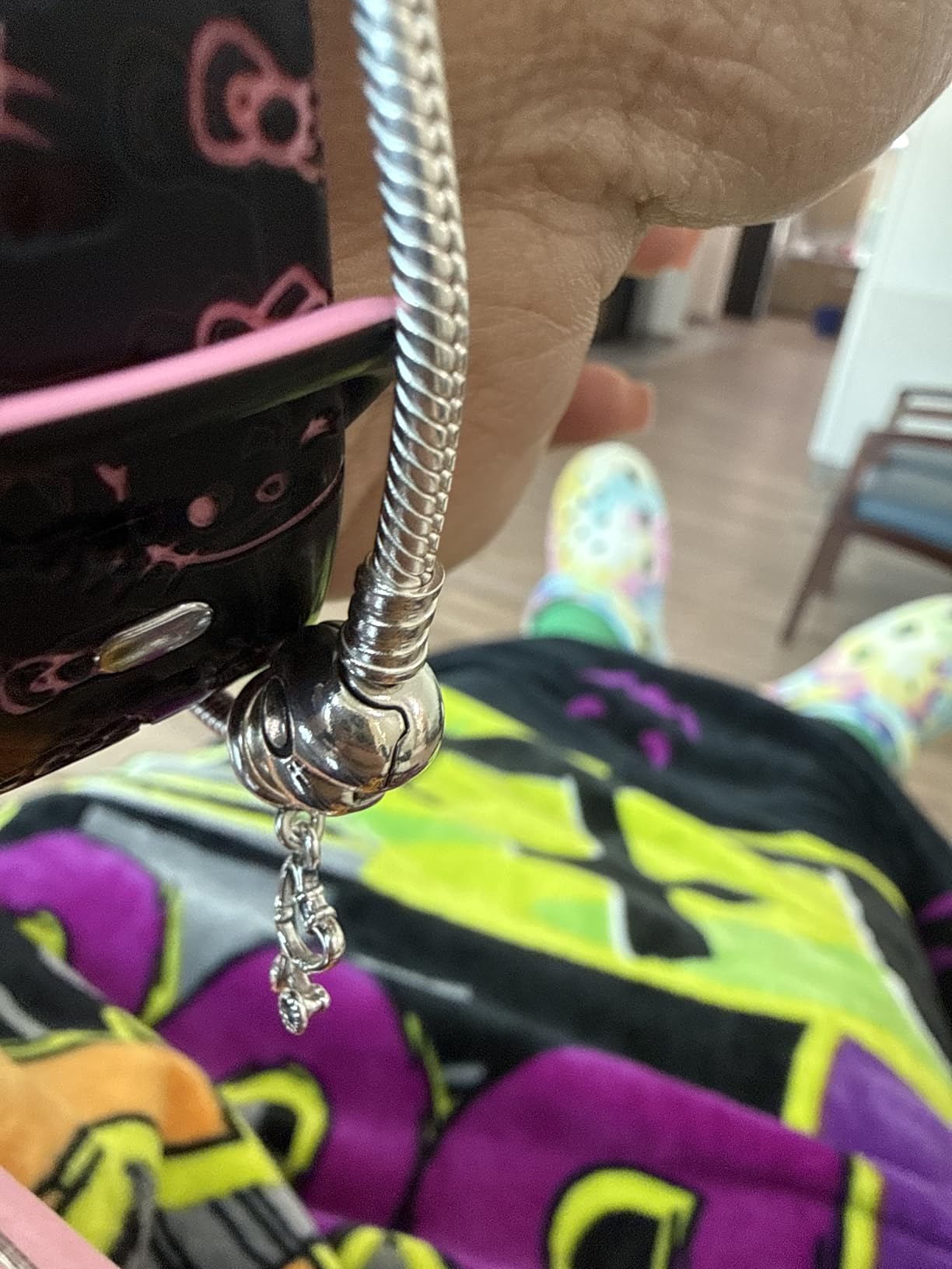 PANDORA Heart Clasp Snake Chain Bracelet - Heart Clasp - Romantic Jewelry for Her with Gift Box - Compatible Moments Charms customer photo 1