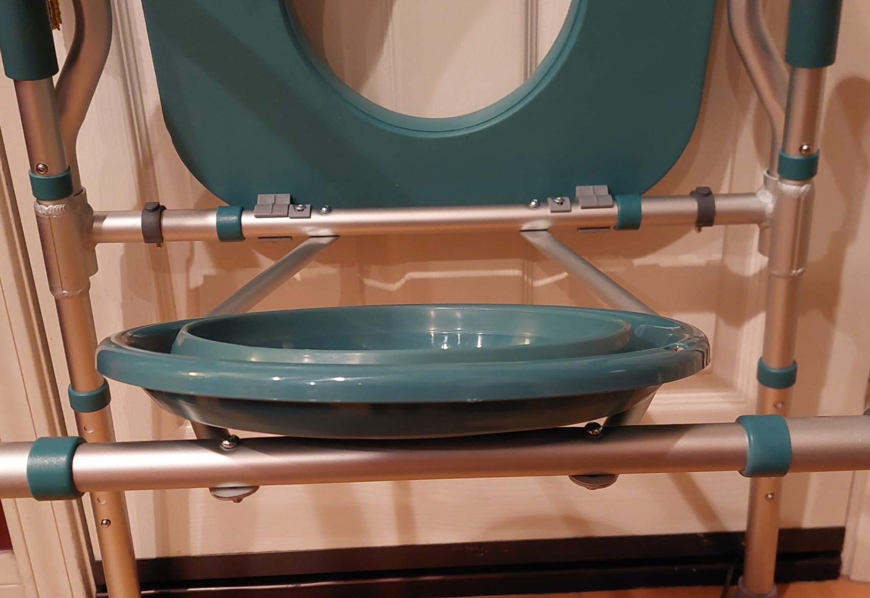 PELEGON Raised Toilet Seat with Handles (400lb) - Adjustable Height & Width - Grey customer photo 1