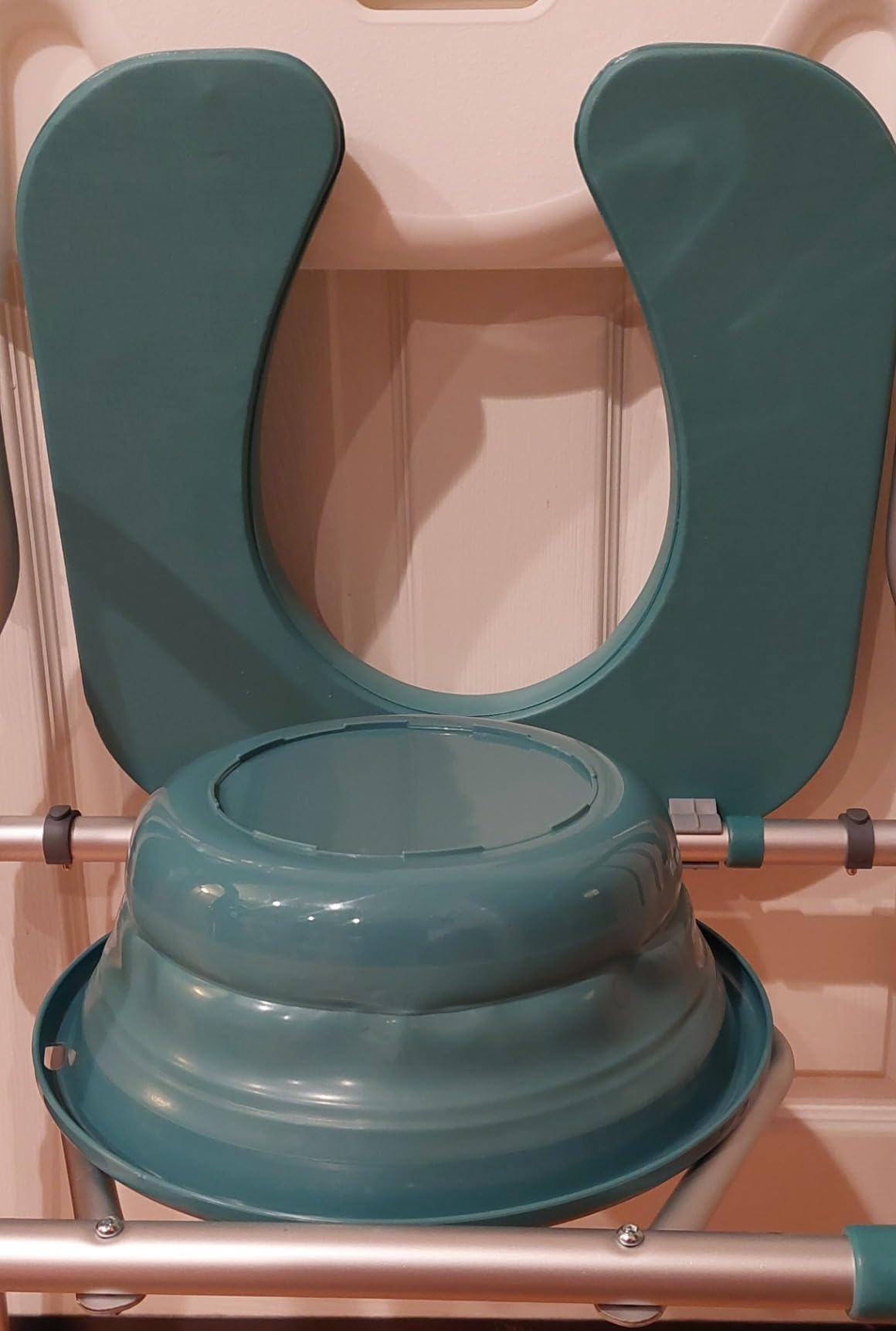 PELEGON Raised Toilet Seat with Handles (400lb) - Adjustable Height & Width - Grey customer photo 2