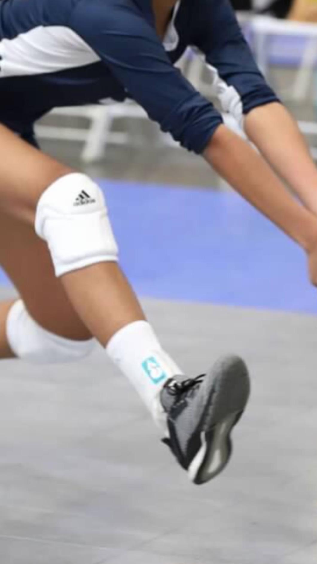 adidas Unisex-Adult Elite Knee Pad customer photo 2
