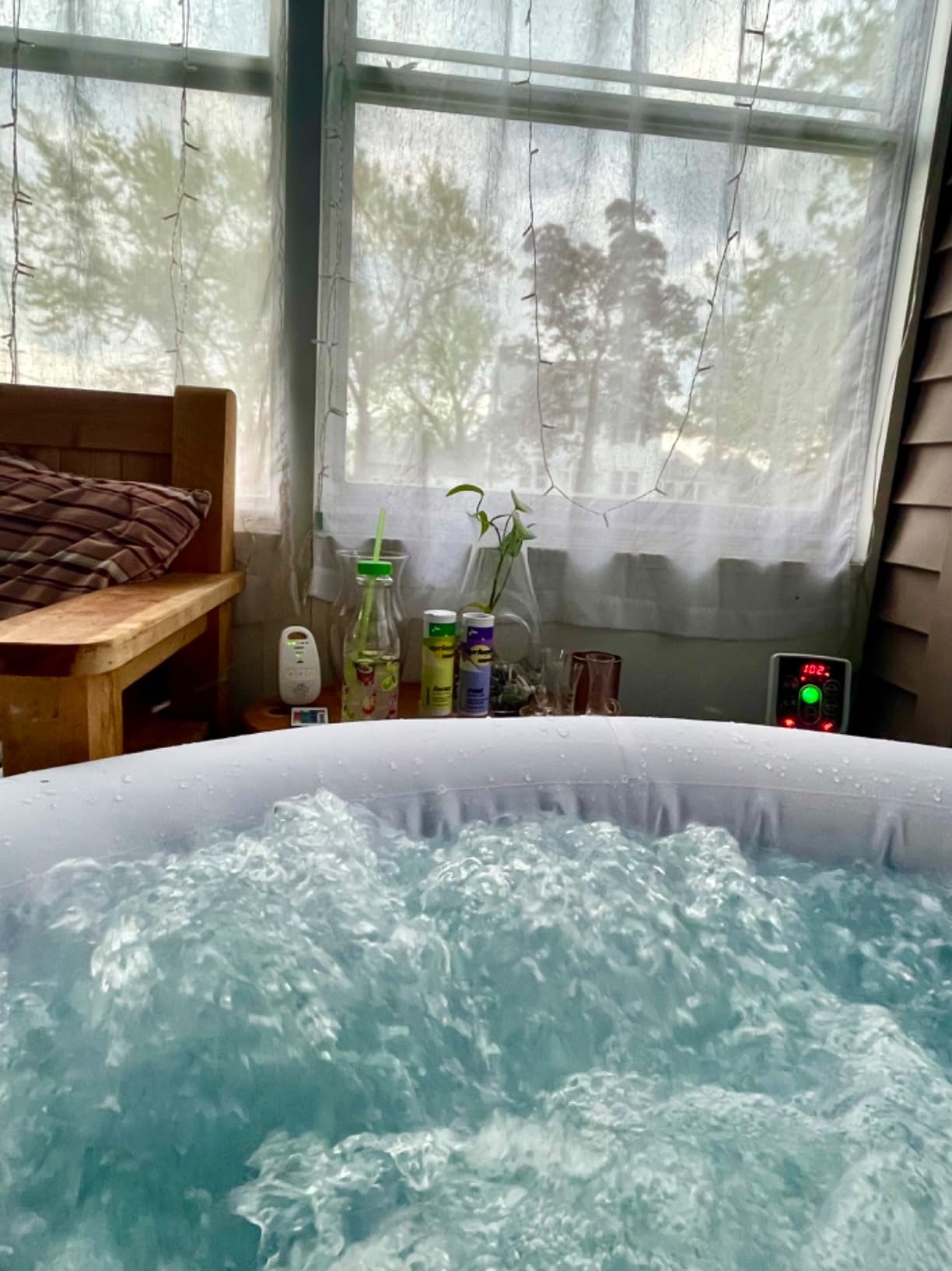 Bestway SaluSpa Aruba Energy-Efficient AirJet 2-3 Person Inflatable Hot Tub | Portable Outdoor Spa with EnergySense Thermal Cover, Freeze Shield Technology, 110 Bubble Jets, 67