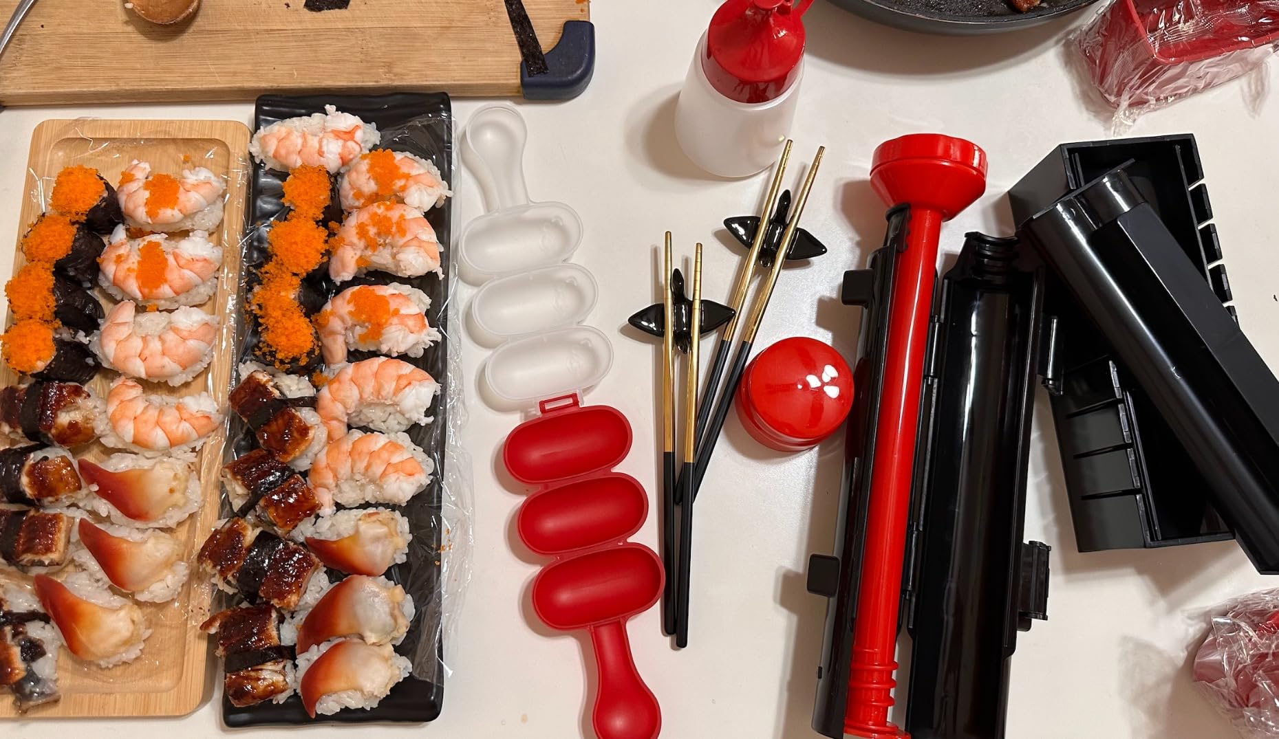 CraftZee Sushi Making Kit - Complete Sushi Maker Kit with Bazooka Roller, Rice Cooker, Onigiri, Nigiri & Musubi Mold, Rice Ball Mold, Bamboo Rolling Mat, Knife, Guide Book & More customer photo 1