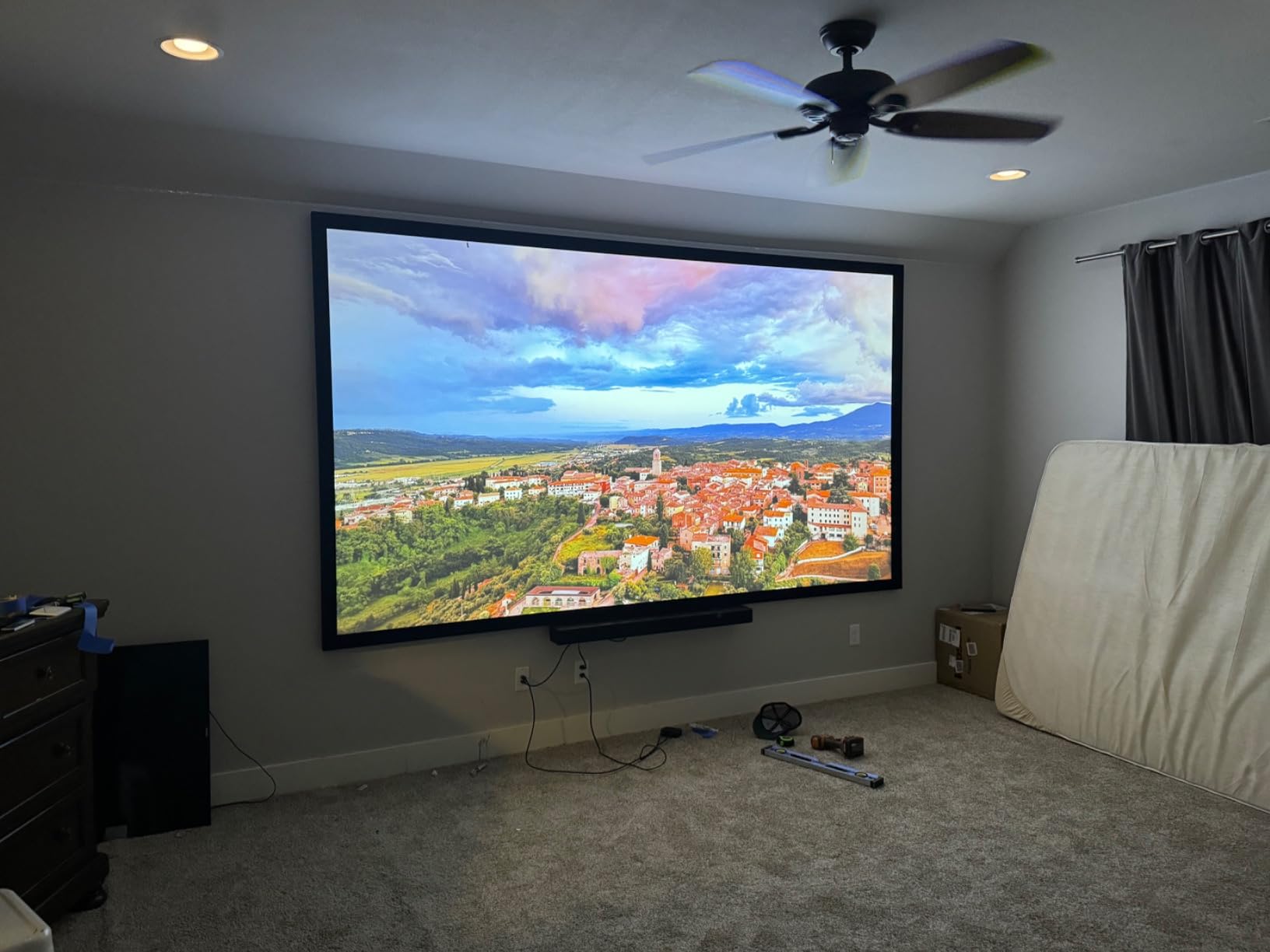 ViewSonic LX700-4K 4K UHD Laser Gaming Projector 3500 Lumens 240Hz Xbox customer photo 2