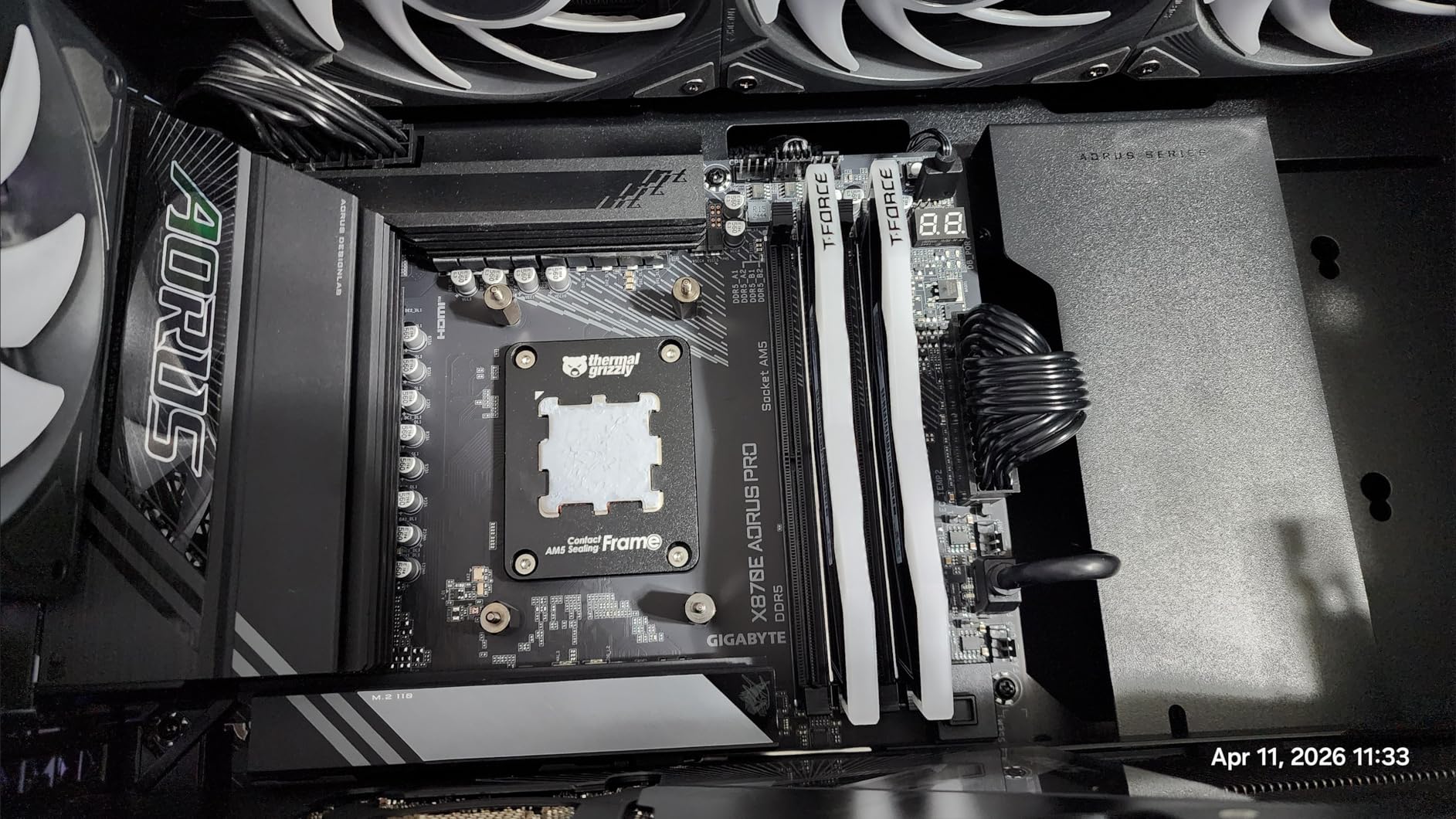 Thermal Grizzly AM5 Contact Sealing Frame - Contact Frame & CPU Guard Combination - Optimizes Contact Pressure Points & Protects Components - for AMD Ryzen 7000 CPUs - Including Aeronaut 1g customer photo 2