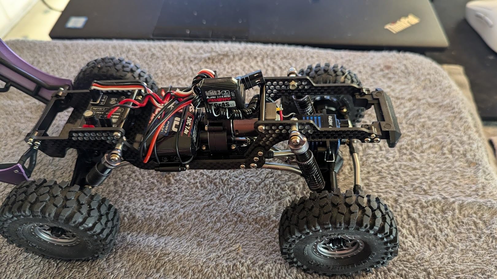 INJORA 39g Universal LCG Carbon Fiber Chassis Frame Kit for 1/18 TRX4M customer photo 2