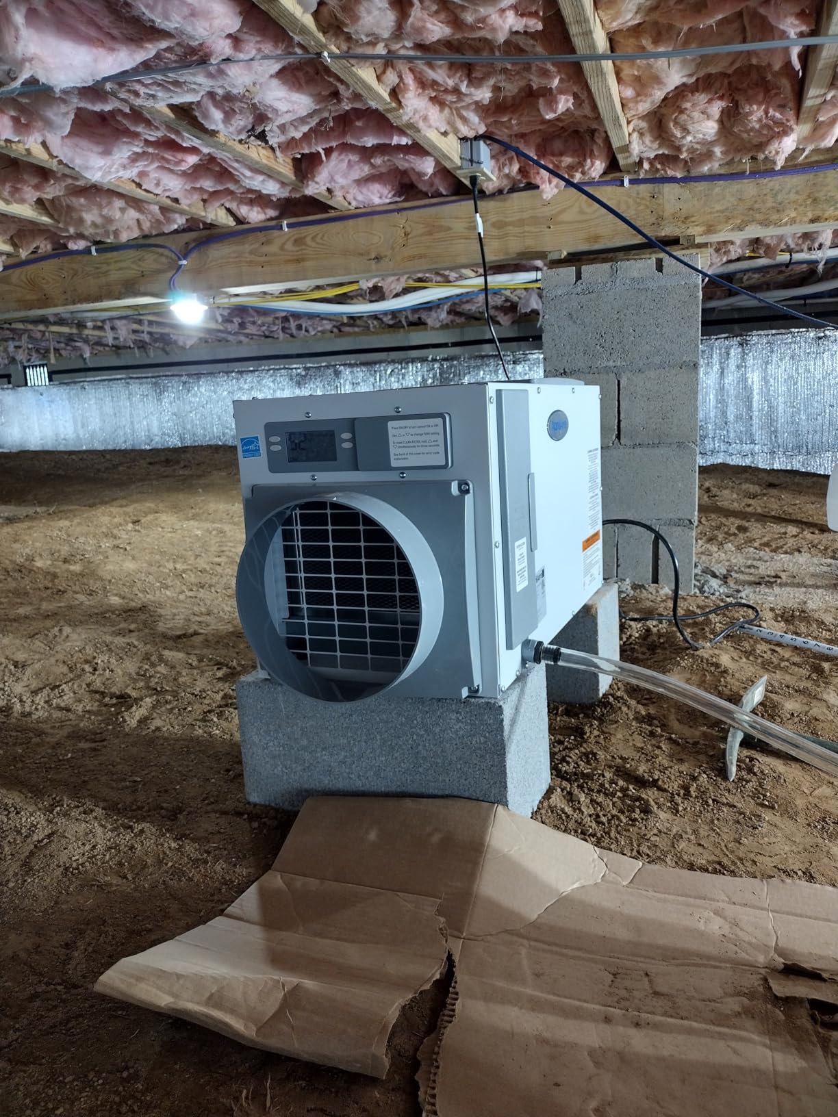 AprilAire E080 Pro Dehumidifier Bundle - 80 Pint Whole House Dehumidifier - Full Complete Kit - Crawl Spaces, Basements, Whole Homes, Commercial up to 4,400 sq. ft - 5 Year Warranty Included customer photo 2