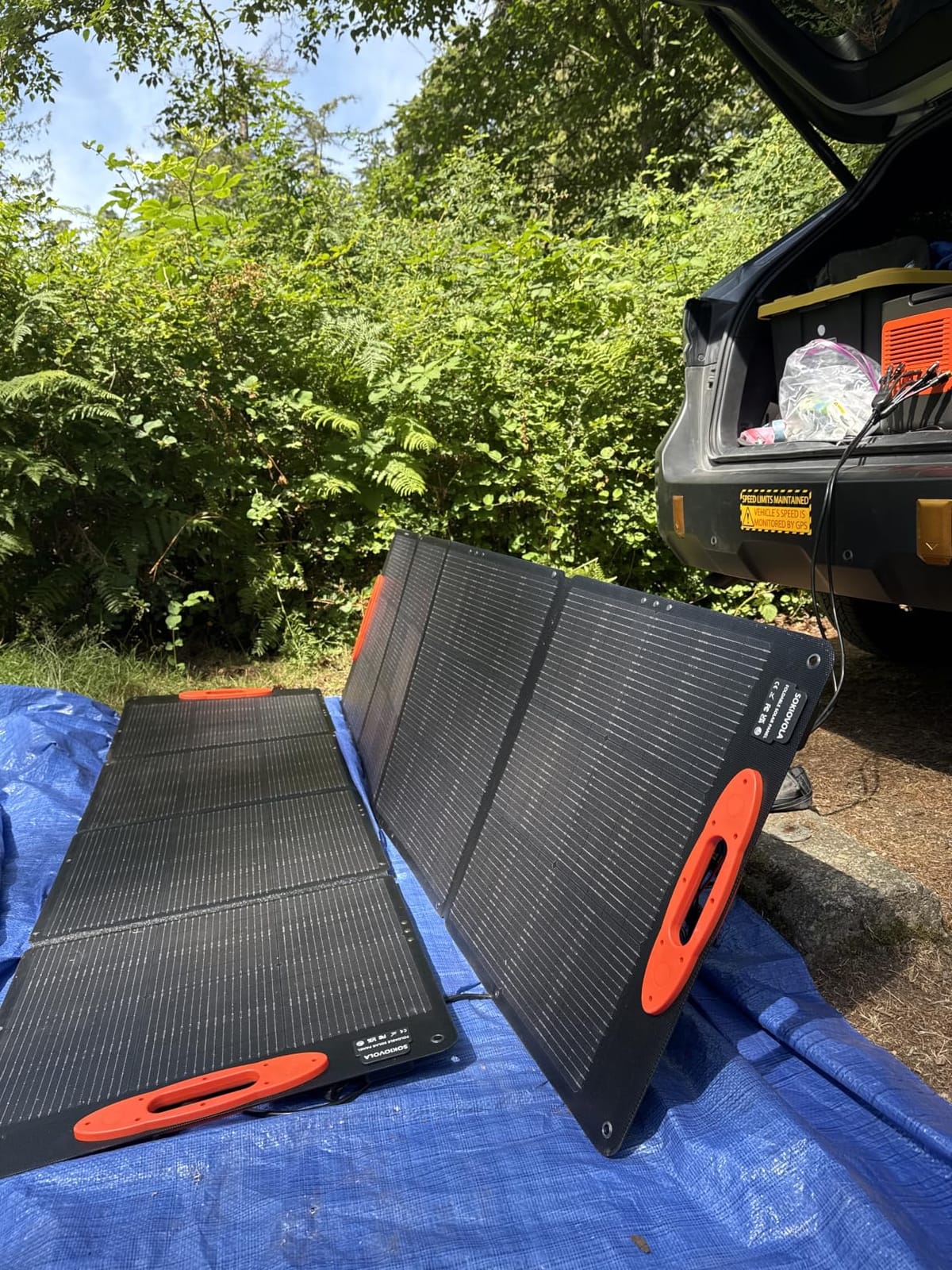 SOKIOVOLA 100W Portable Solar Panel MC-4 Foldable Solar Panel Charger Kits 18V IP68 Waterproof Lightweight and Compact for Small Power Station RV Travel Outdoor Activities customer photo 2