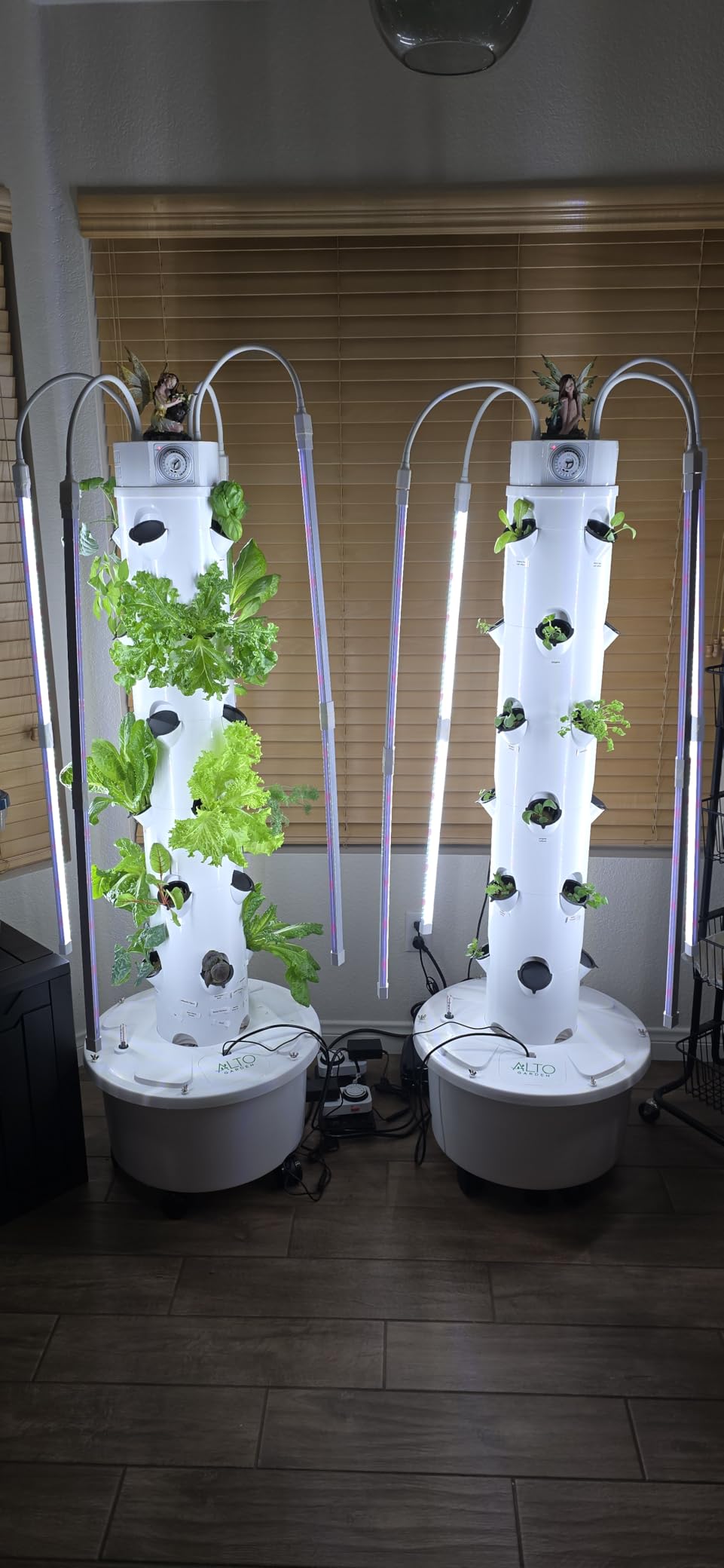 GX Hydroponic Tower | Vertical Planter Tower | Hydroponics Growing System Kit | Food Grade with 24 Net Pots (with LED Grow Lights) customer photo 1