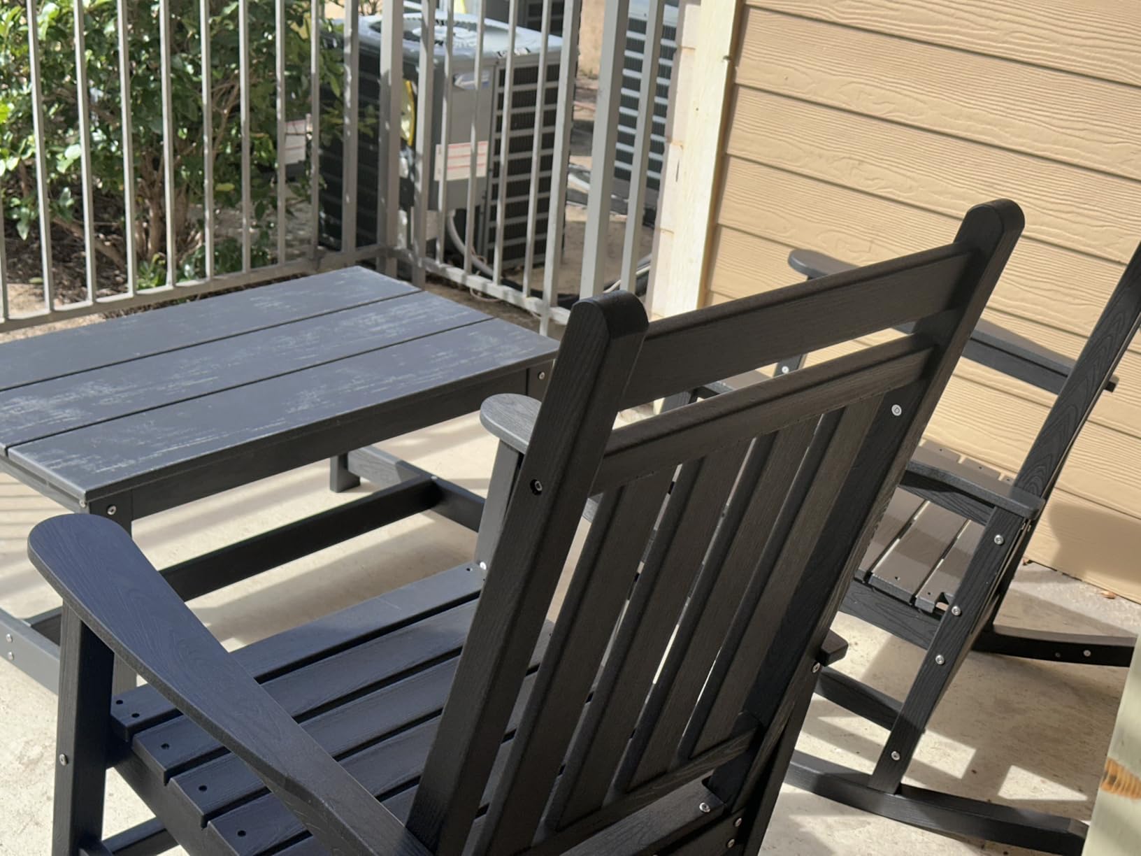SERWALL HDPE Patio Coffee Table, Rectangle Outdoor Coffee Table, All-Weather Coffee Side Table for Balcony, Poolside, Deck, Garden, Gray customer photo 2