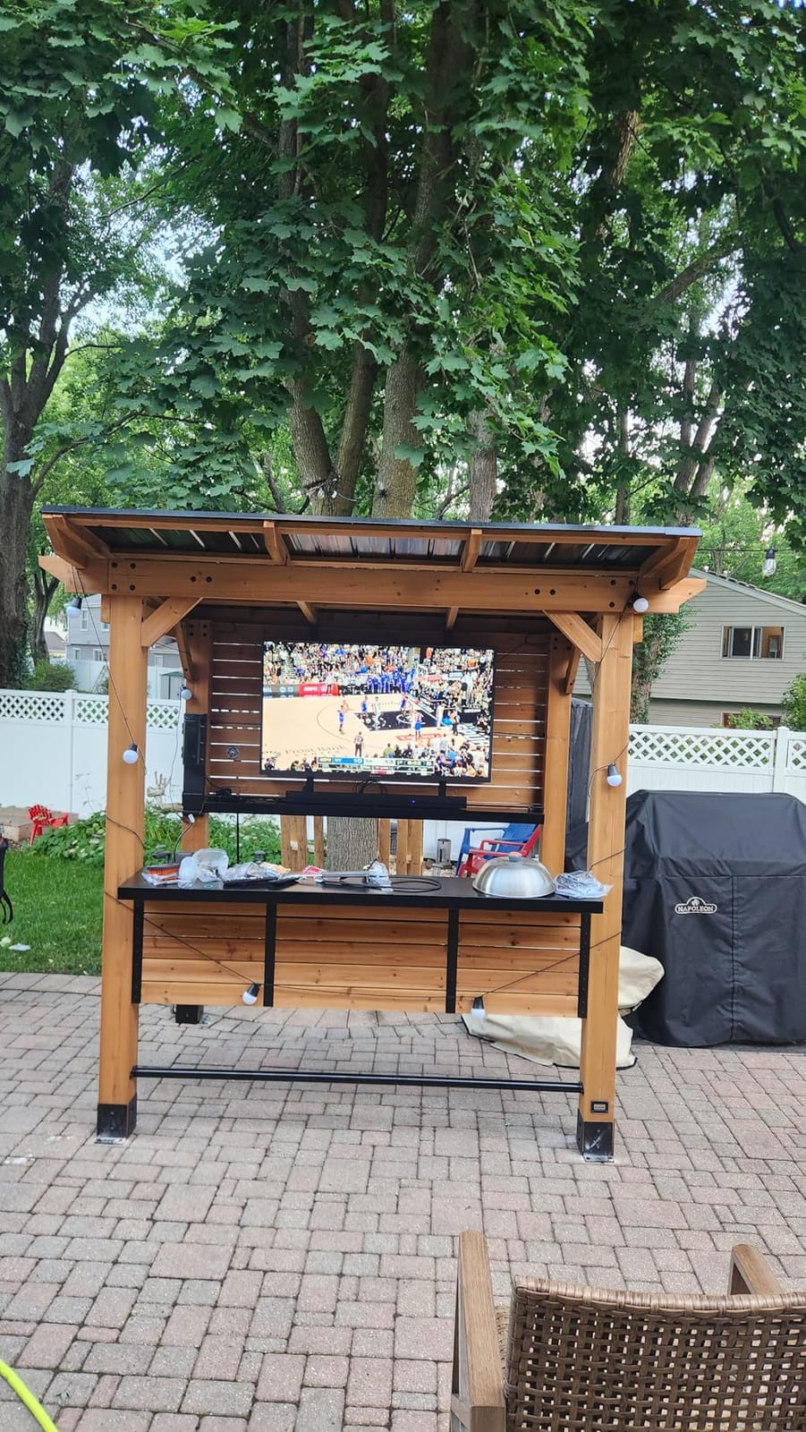 SYLVOX Outdoor TV, 55 inch Waterproof Smart Outdoor TVs, 4K, HDR 10, Weatherproof,1000nits, Voice Assistant Remote, for Partial Sun Area(Deck Pro 3.0, Latest Model) customer photo 2