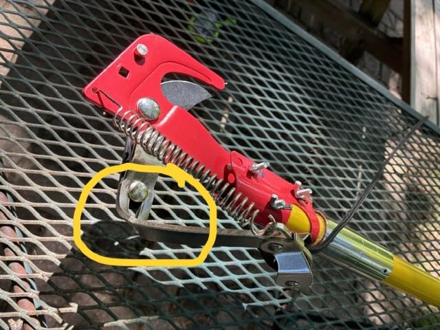 7.3-27FT Extendable Long Handle Pole Saw with Blade and Branch Scissors customer photo 1