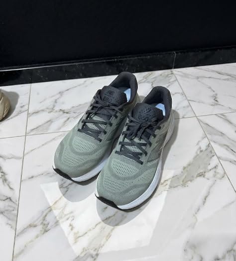 New Balance Men's Fresh Foam X 880 V15 customer photo 1