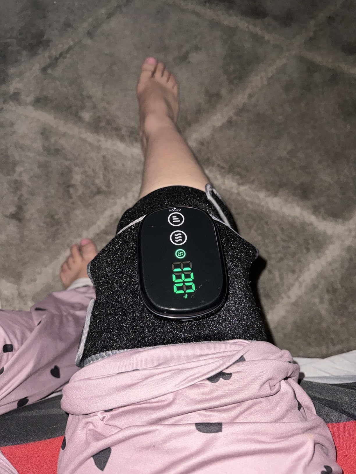 HOMRELEXA Cordless Heated Knee Massager, 3-in-1 Knee Heating Pad, Black 1PC | 3 Vibration Mode and 3 Heating Levels, Auto-Off Timer, Electric Knee Brace for Knee Shoulder Elbow, Ideal Gifts for Men Women customer photo 1