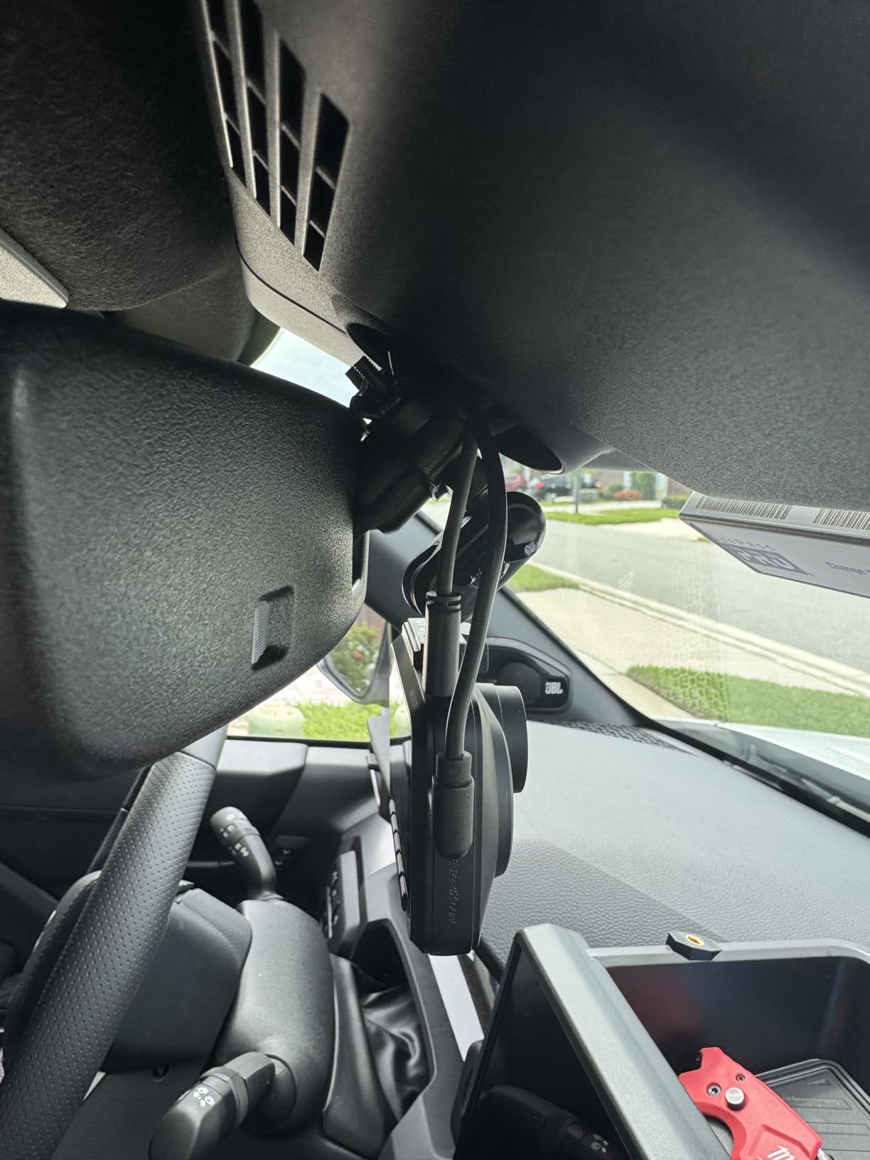 AZDOME M550 Max 4K 3 Channel Dash Cam Front and Rear Inside, Dual STARVIS 2 customer photo 1