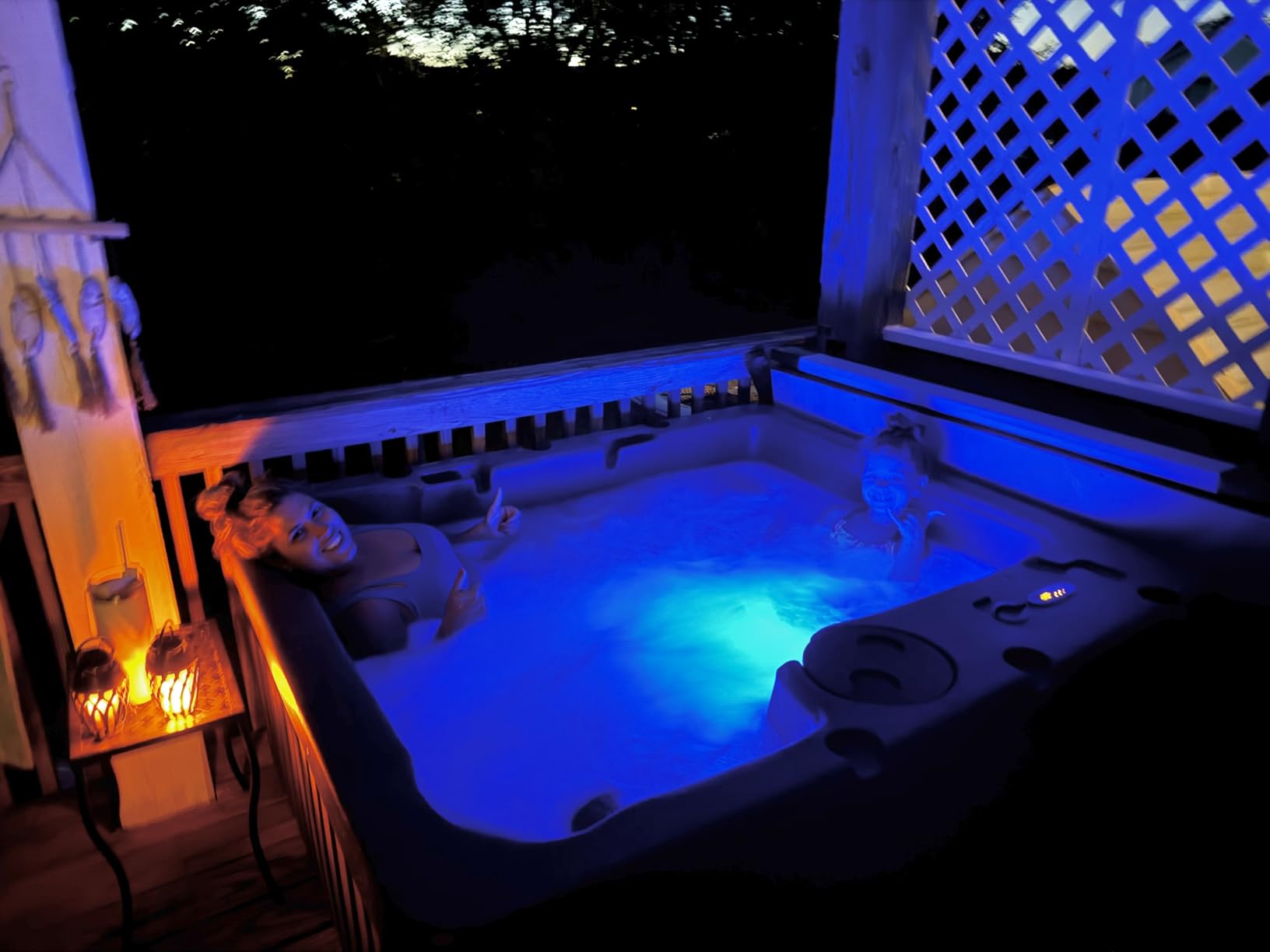 Aqualife Current Outdoor Hot Tub, Free Extras, Fits 4-Adults, Plug and Play Spa, Free Cover Included customer photo 2