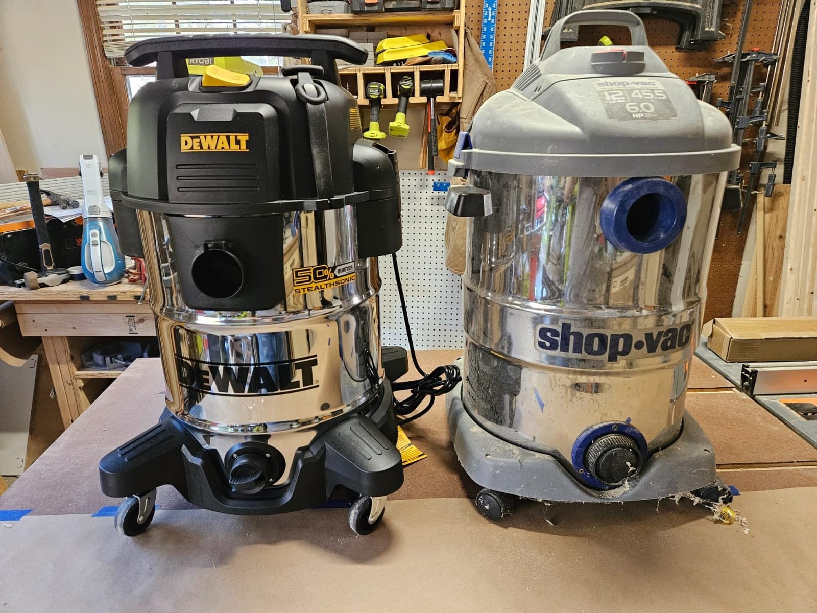 DEWALT 10 Gallon STEALTHSONIC Shop Vacuum Wet and Dry 5 Peak HP DXV10S-QT customer photo 1