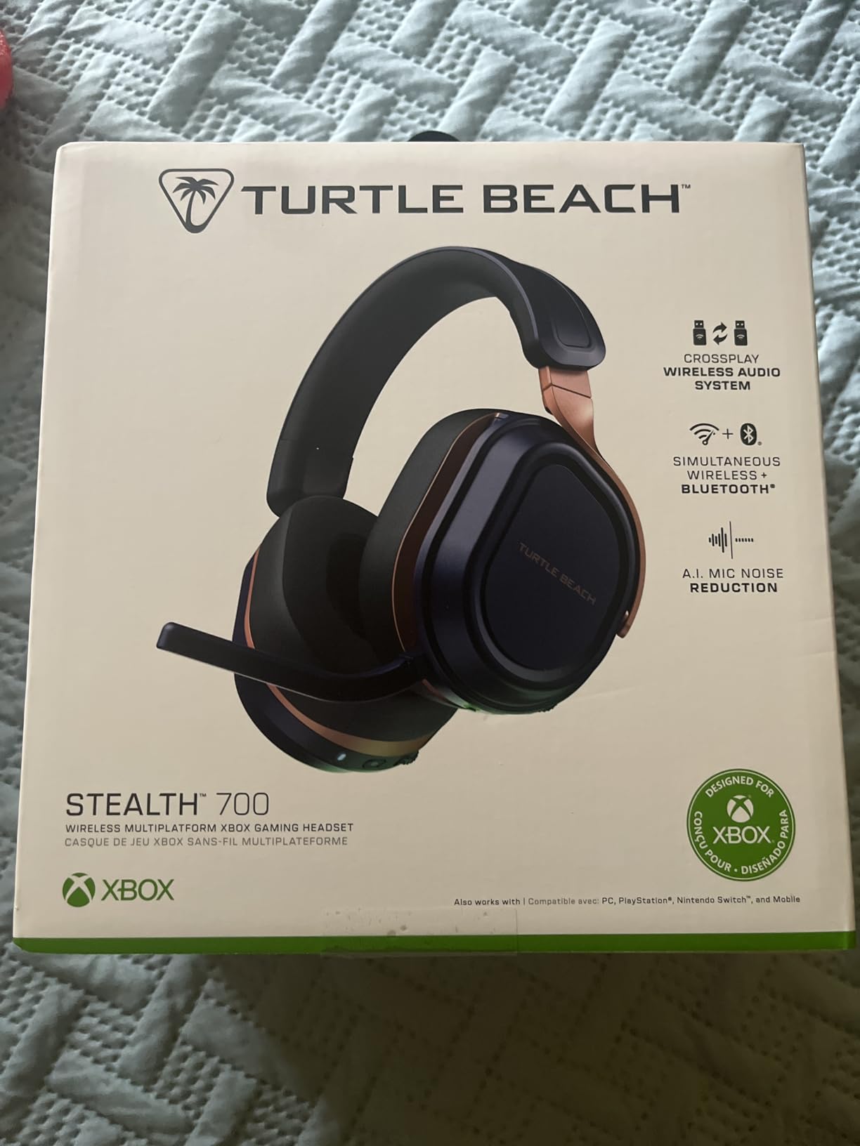 Turtle Beach Stealth 700 Wireless Gaming Headset for Xbox, PS5, PC, Mobile customer photo 2