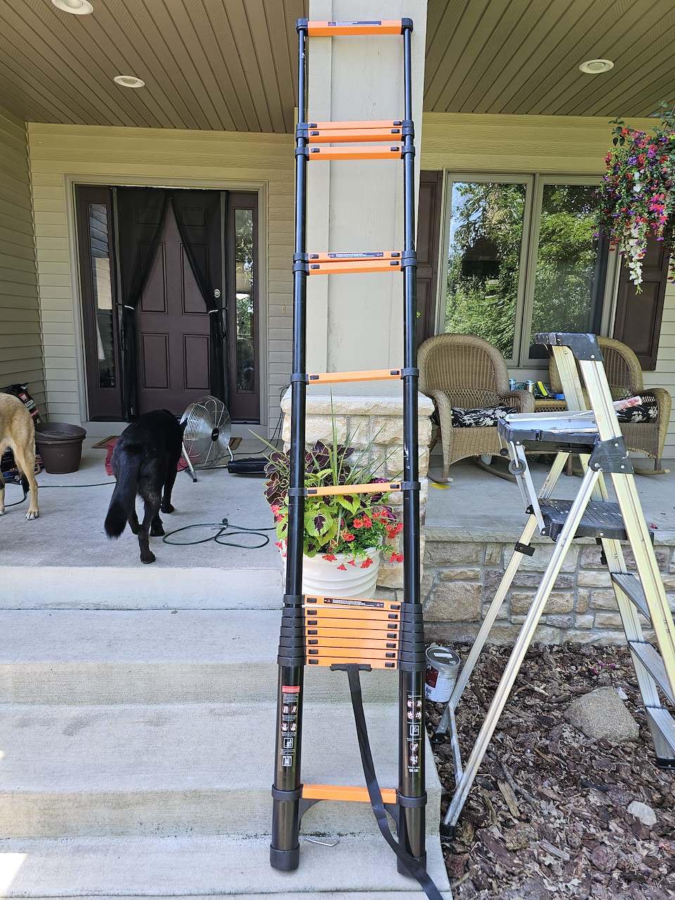SINMEIRUN Telescoping Ladder, 14.5 FT, 330 lbs Capacity; Orange customer photo 2
