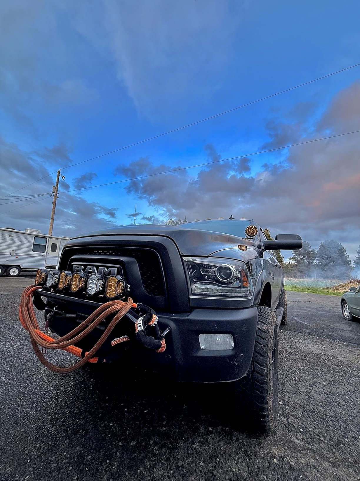 ALL-TOP Kinetic Recovery Rope Kit w/ 2 Soft Shackles, 83000Lbs, 1.5in x 30ft, Heavy Duty 30+% Elasticity, 27600Lbs Work Load Limit for 4x4 Offroad Vehicle customer photo 2