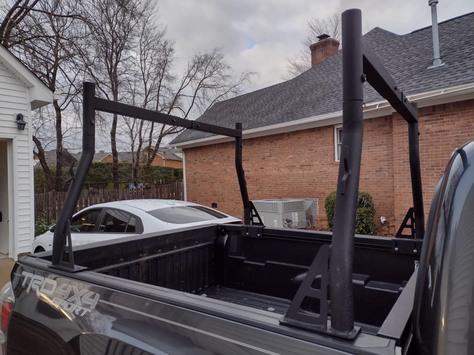 YZONA Universal Truck Bed Ladder Rack, Non-Drilling, 900 LBS Load Capacity, Fit Most Truck Bed Ranging from 53
