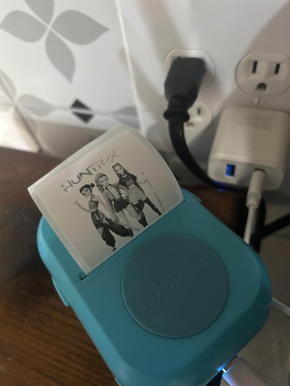 Sticker Maker by Hello Blink - Mini Stickers and Photo Printer - Small Portable Bluetooth Thermal Printer Sticker Machine for Kids Gifts - Aged 8+ - iPhone Android Compatible customer photo 1