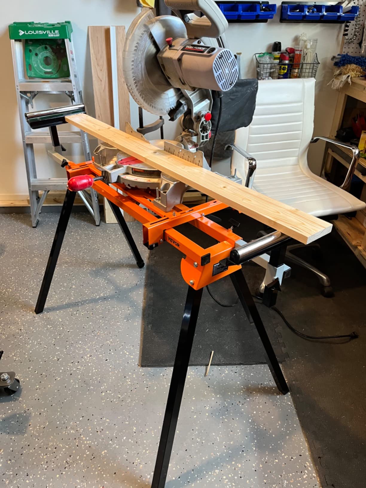 VEVOR 93in Collapsible Miter Saw Stand With Integral Mounting Bracket Clamp, Height and Length Adjustable, 500lbs Load Capacity, Portable Compact Folding With Wheels customer photo 2